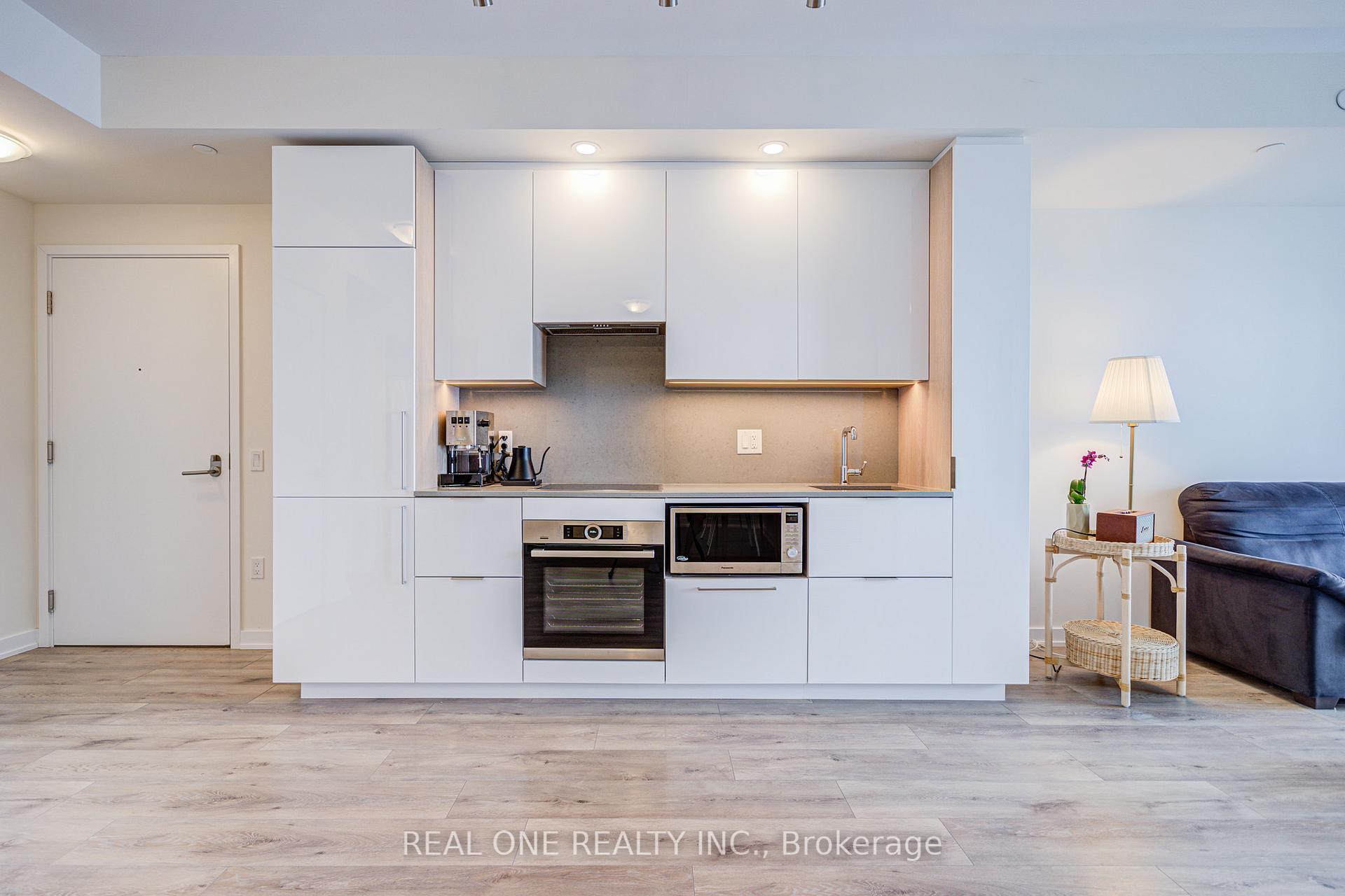 Photo 8 of Unit 1810, 28 Freeland Street, Toronto, Waterfront Communities — HOMEH