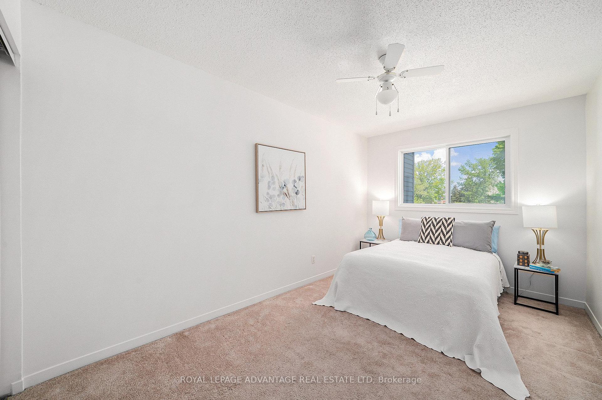 Photo 3 of Unit #204, 26 Pearl Street, Smiths Falls — HOMEH