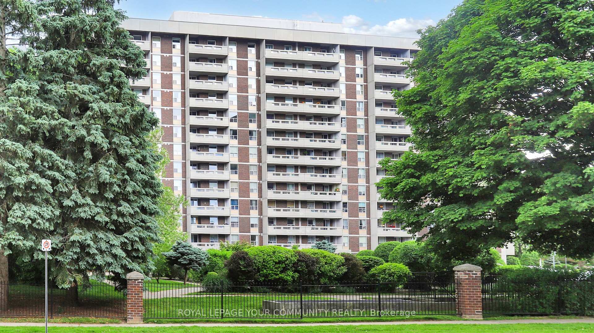 Photo 1 of Unit 1008, 50 Inverlochy Boulevard, Markham, Royal Orchard — HOMEH