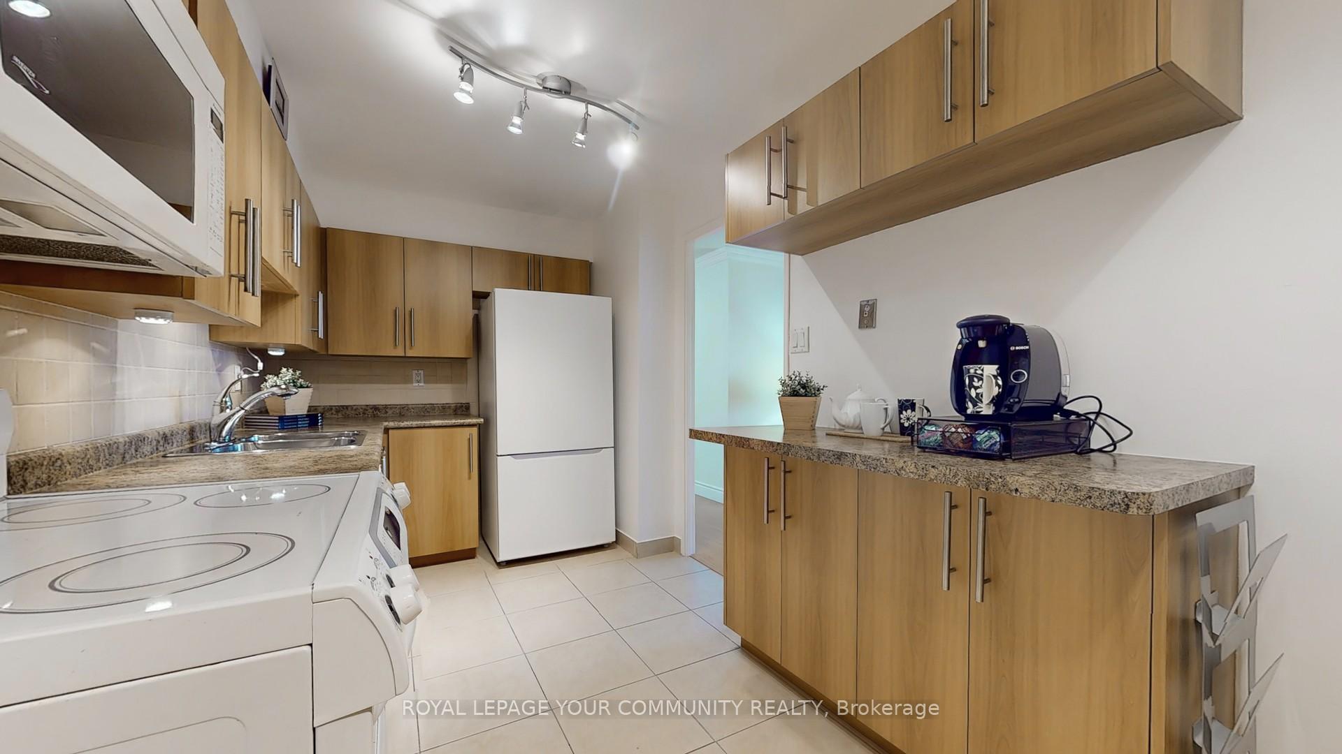Photo 18 of Unit 1008, 50 Inverlochy Boulevard, Markham, Royal Orchard — HOMEH
