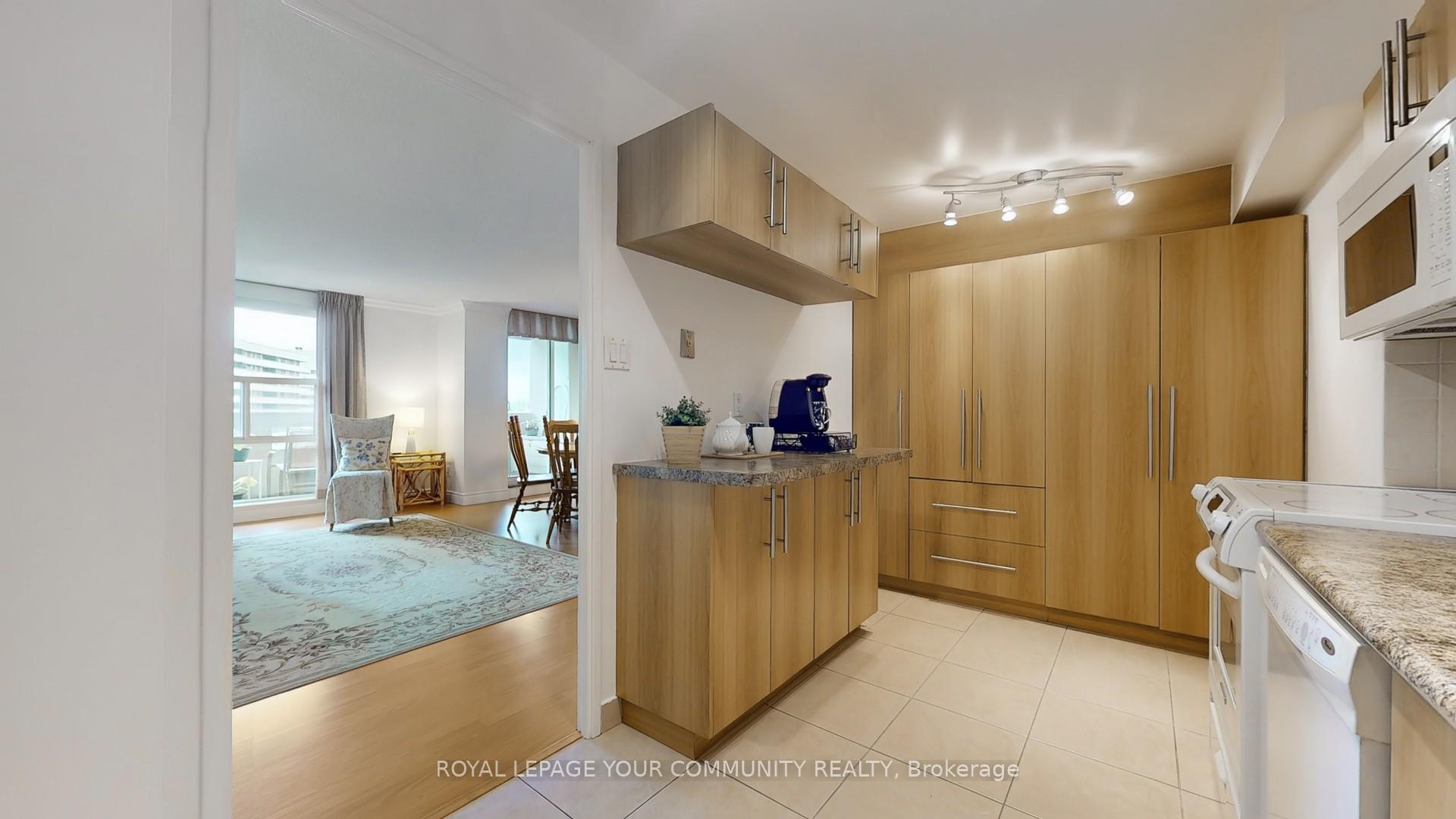 Photo 9 of Unit 1008, 50 Inverlochy Boulevard, Markham, Royal Orchard — HOMEH