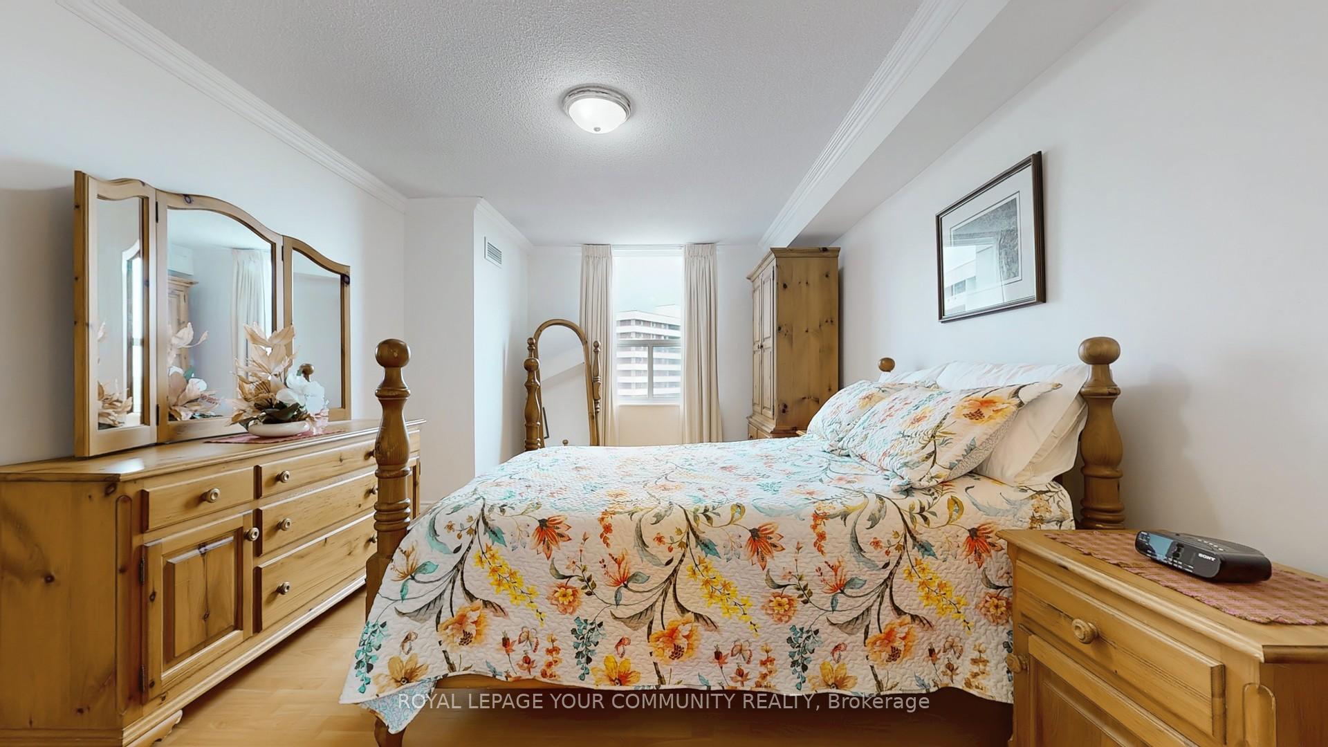 Photo 11 of Unit 1008, 50 Inverlochy Boulevard, Markham, Royal Orchard — HOMEH
