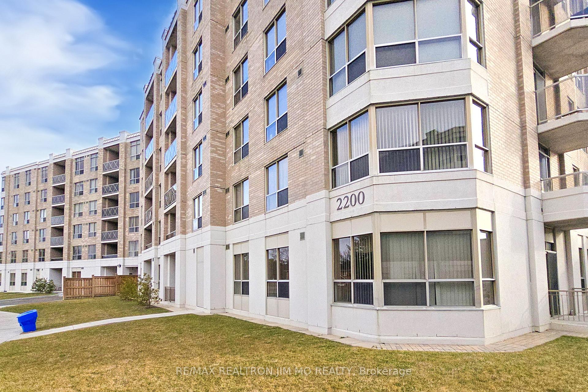 Photo 6 of Unit 307, 2200 John Street, Markham, German Mills — HOMEH