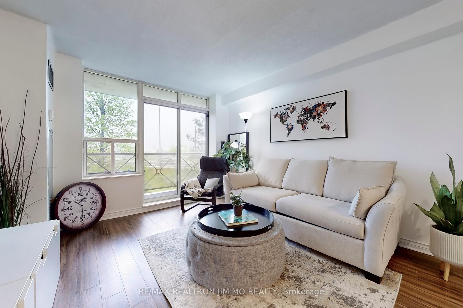 Photo 3 of Unit 307, 2200 John Street, Markham, German Mills — HOMEH