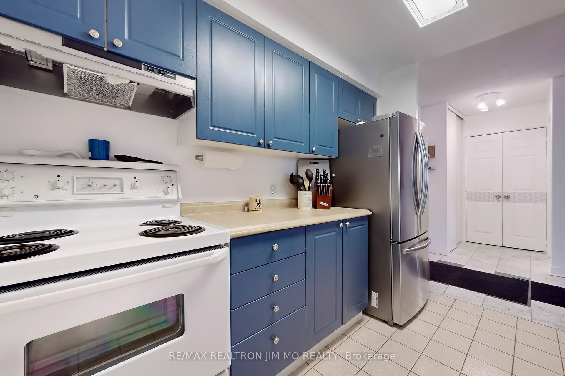 Photo 22 of Unit 307, 2200 John Street, Markham, German Mills — HOMEH