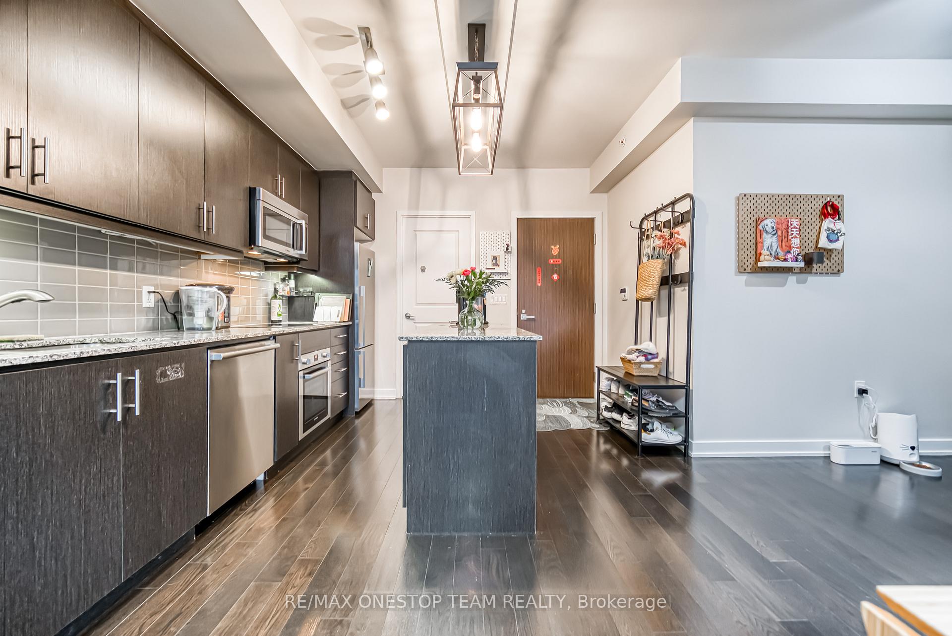 Photo 7 of Unit 1103, 1 The Esplanade, Toronto, Waterfront Communities — HOMEH