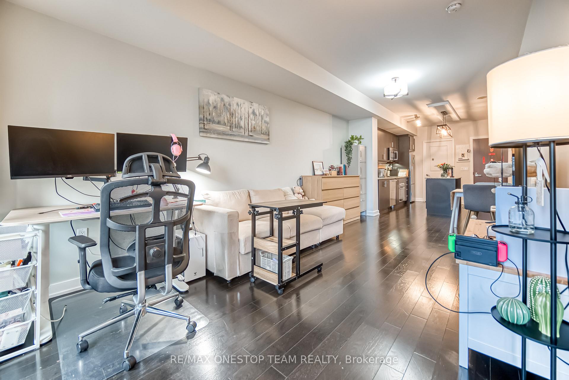 Photo 12 of Unit 1103, 1 The Esplanade, Toronto, Waterfront Communities — HOMEH