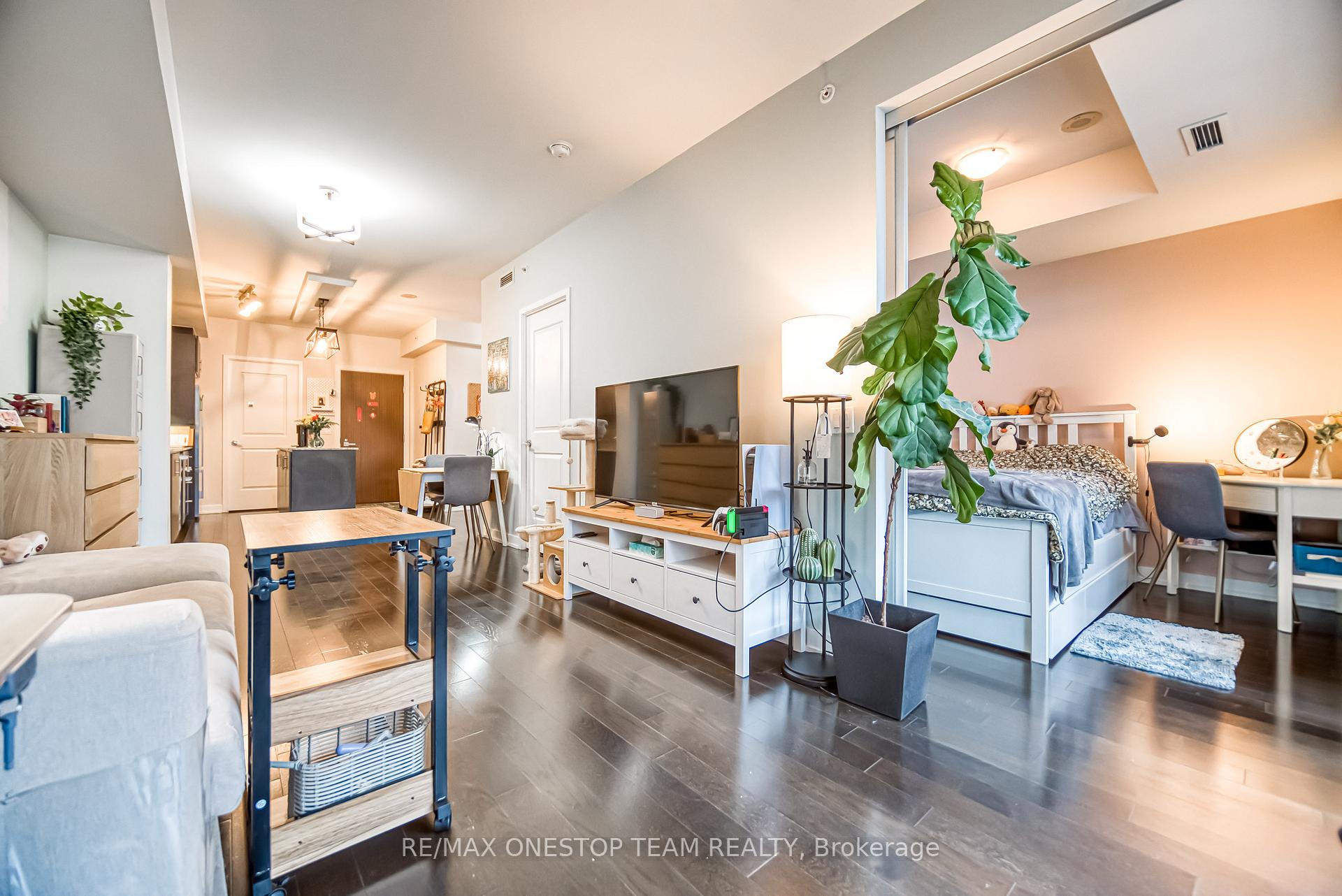 Photo 23 of Unit 1103, 1 The Esplanade, Toronto, Waterfront Communities — HOMEH