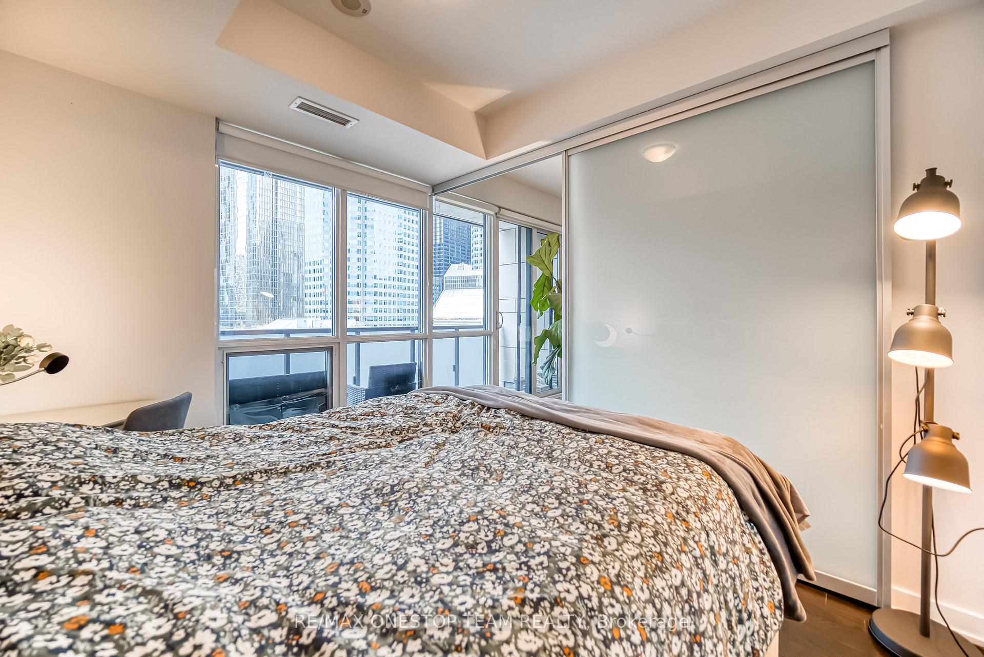Photo 18 of Unit 1103, 1 The Esplanade, Toronto, Waterfront Communities — HOMEH
