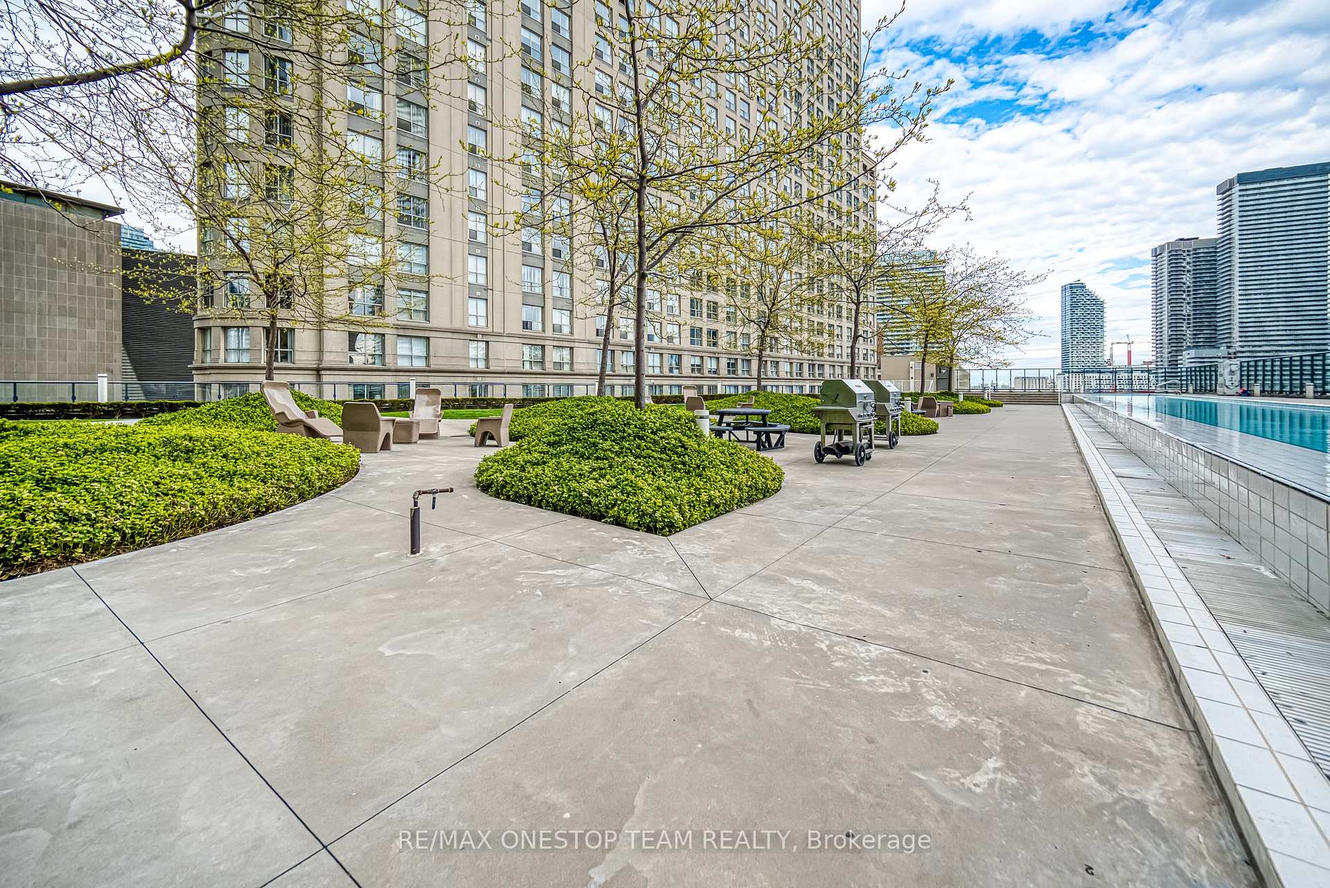Photo 26 of Unit 1103, 1 The Esplanade, Toronto, Waterfront Communities — HOMEH