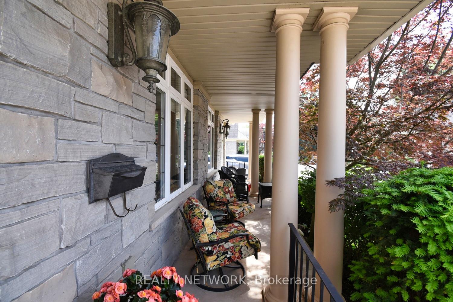 Photo 3 of Unit 4, 31 Sawmill Road, St. Catharines, Grapeview — HOMEH