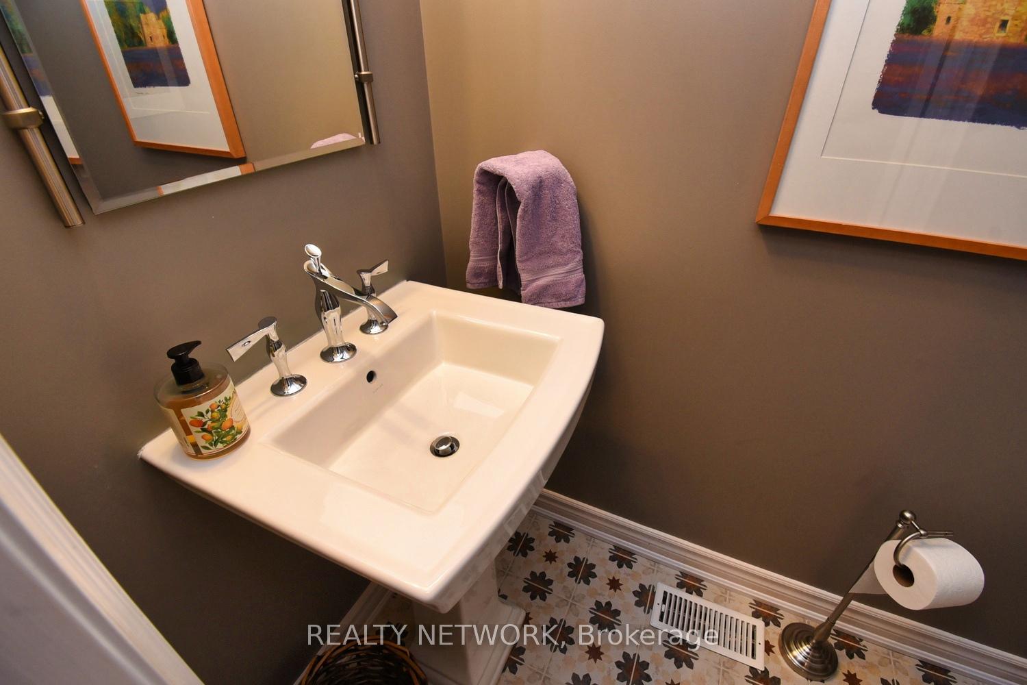 Photo 18 of Unit 4, 31 Sawmill Road, St. Catharines, Grapeview — HOMEH