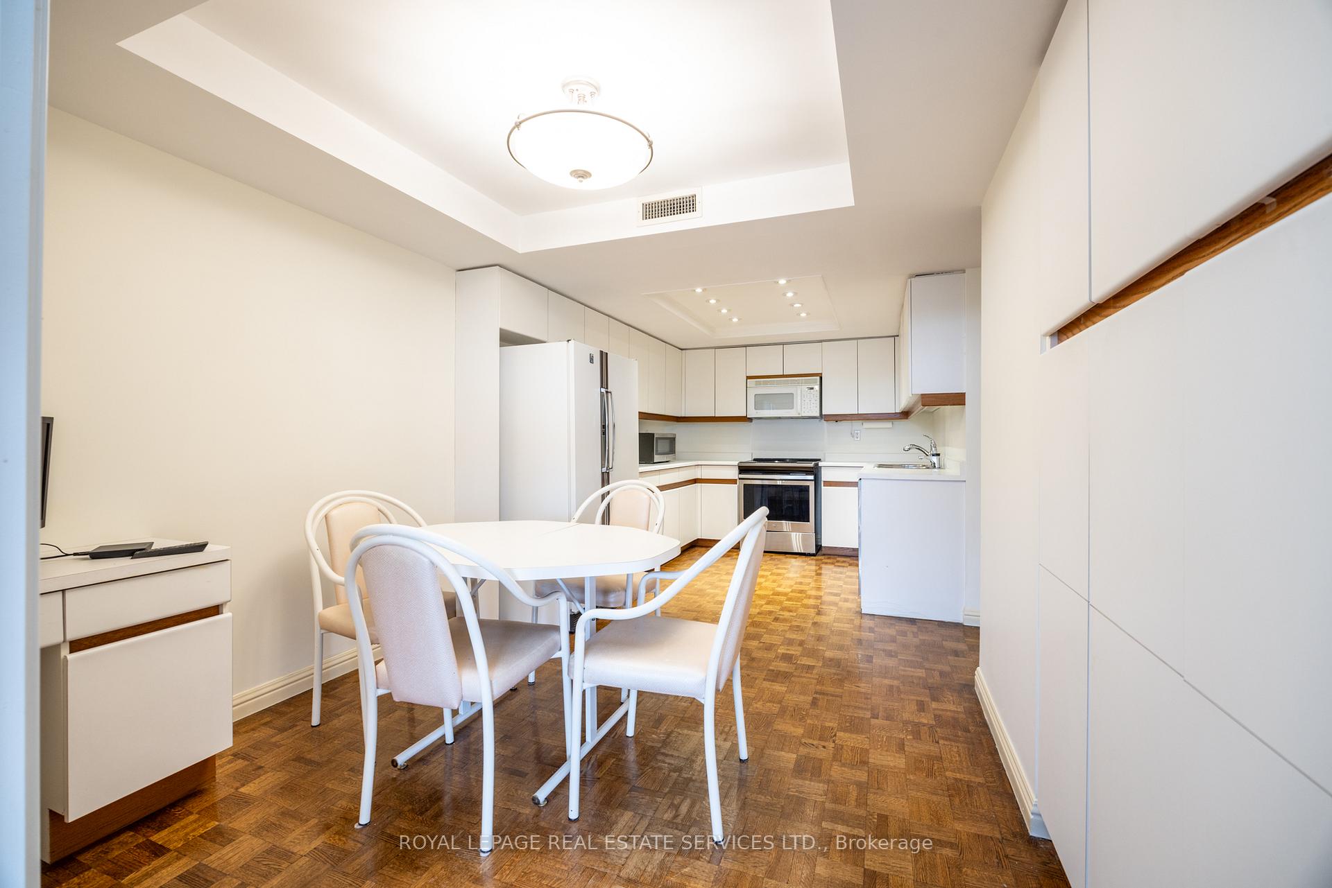 Photo 23 of Unit 903, 3900 Yonge Street, Toronto, Bedford Park-Nortown — HOMEH