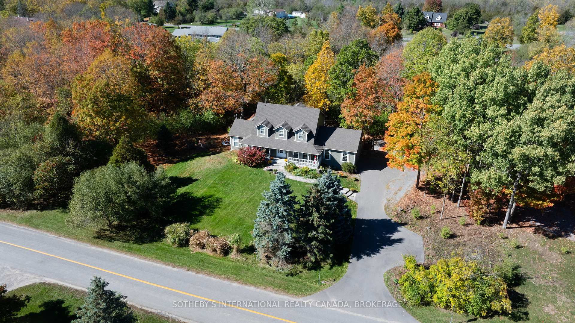 Photo 6 of 1063 Cliffside Lane, Frontenac, Frontenac South — HOMEH