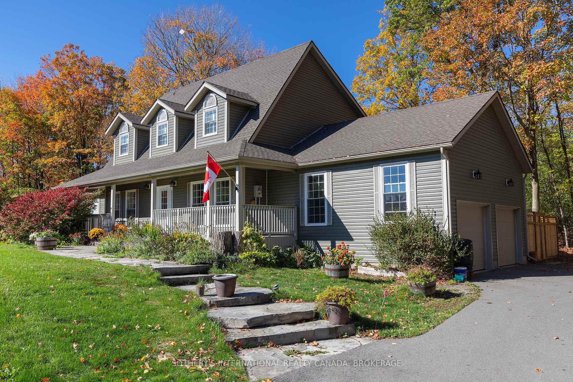 Photo 9 of 1063 Cliffside Lane, Frontenac, Frontenac South — HOMEH