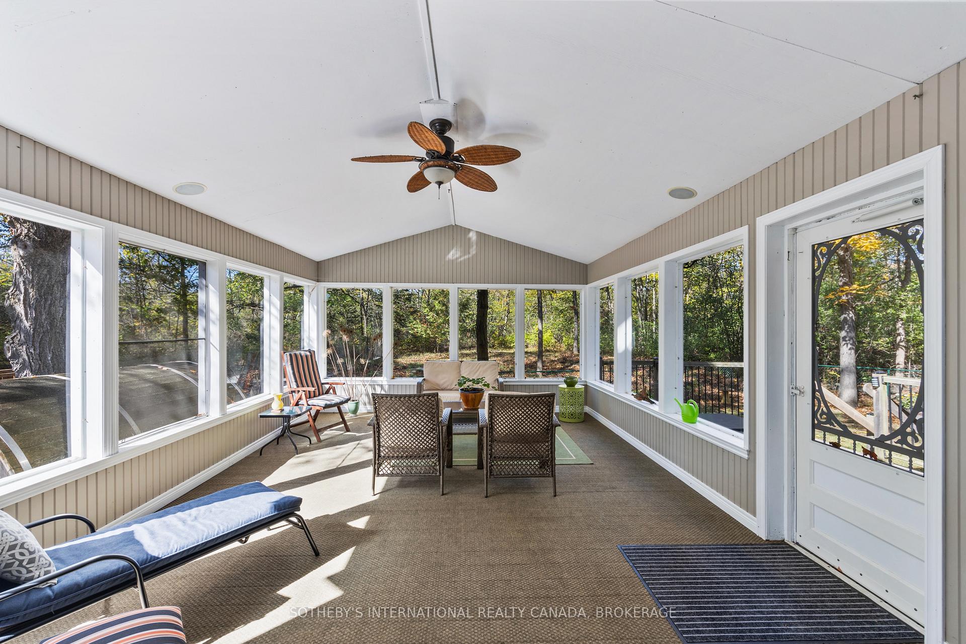 Photo 29 of 1063 Cliffside Lane, Frontenac, Frontenac South — HOMEH
