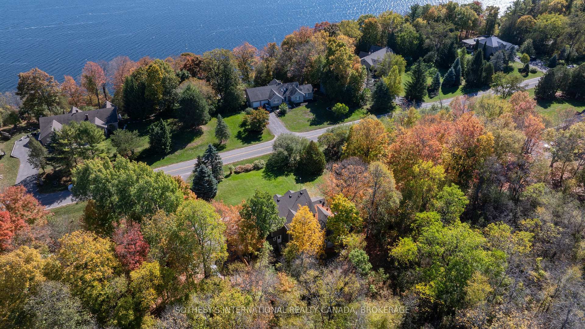 Photo 43 of 1063 Cliffside Lane, Frontenac, Frontenac South — HOMEH