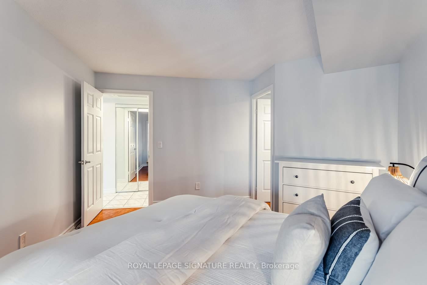 Photo 19 of Unit 311, 211 Randolph Road, Toronto, Leaside — HOMEH