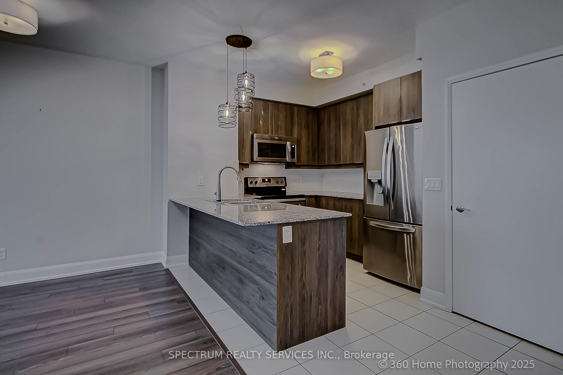 Photo 5 of Unit 1906, 2910 Highway 7 W, Vaughan, Concord — HOMEH