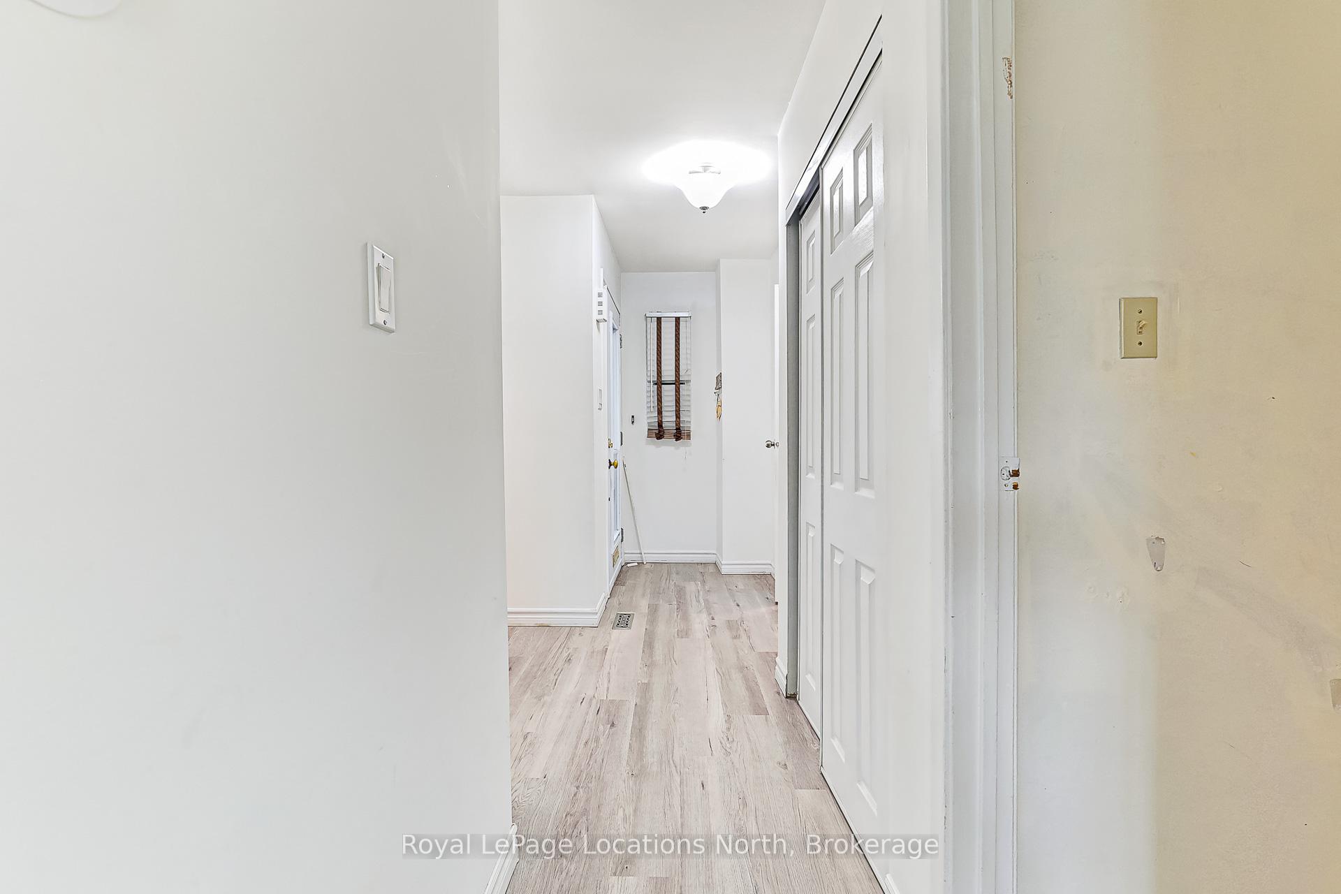 Photo 4 of 581 Tenth Street, Collingwood — HOMEH