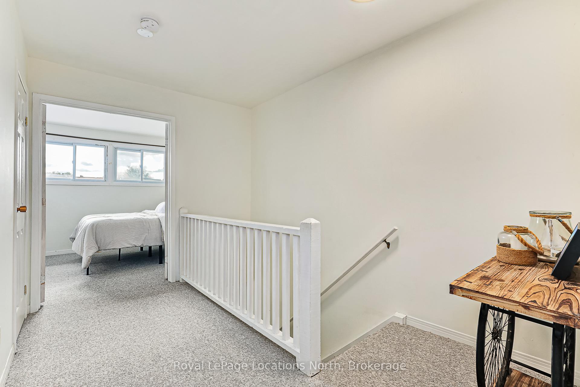 Photo 7 of 581 Tenth Street, Collingwood — HOMEH