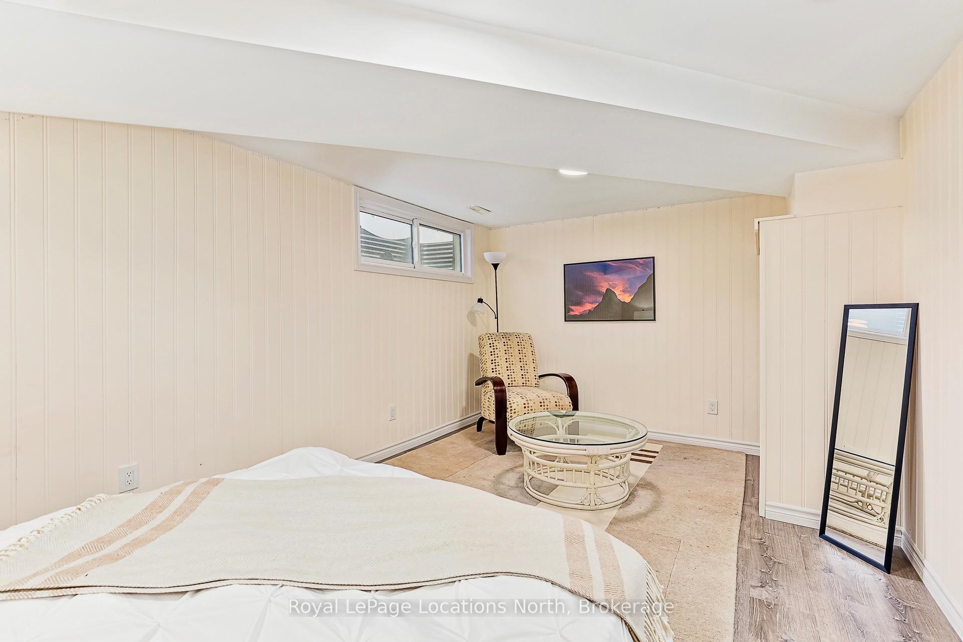 Photo 25 of 581 Tenth Street, Collingwood — HOMEH