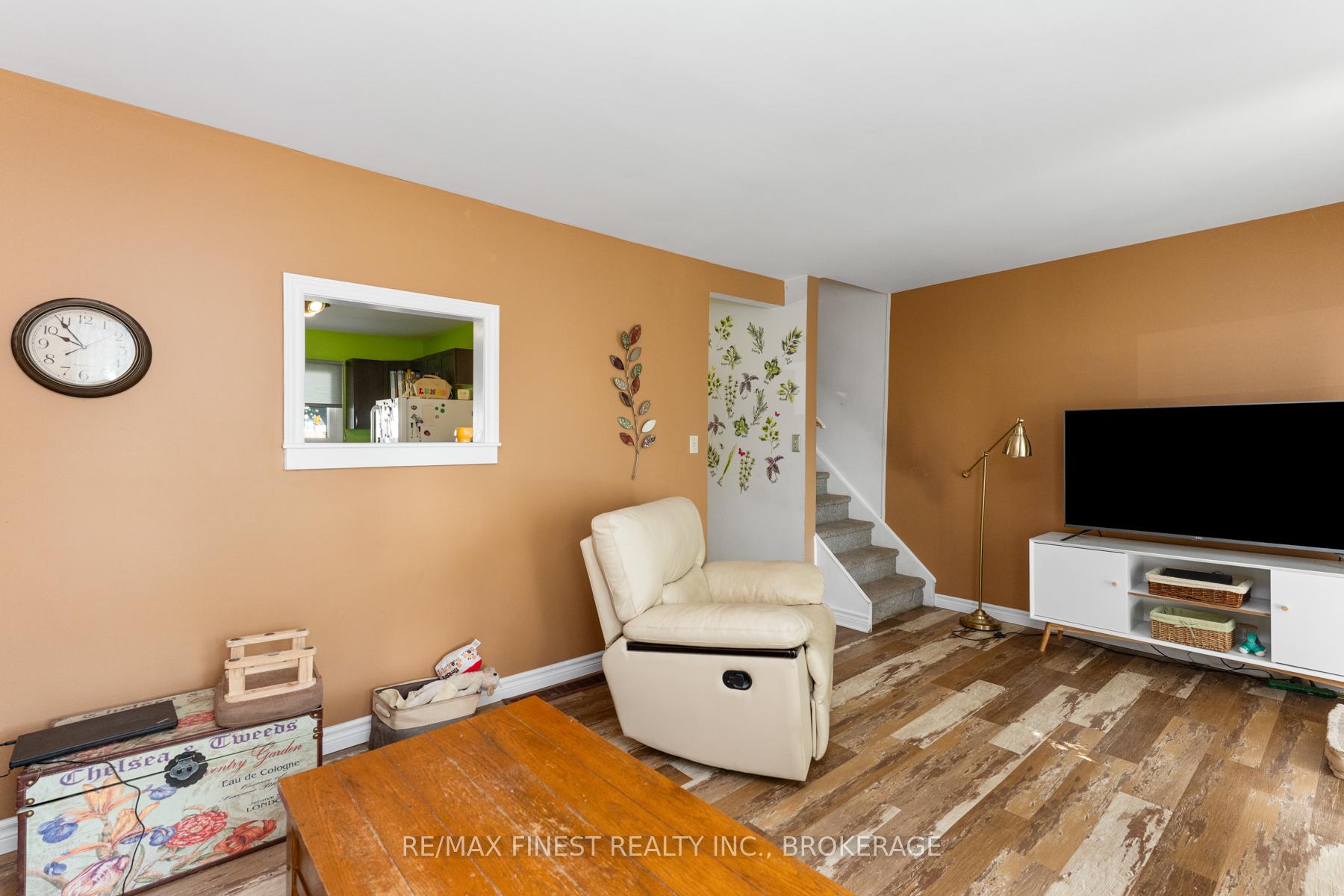 Photo 9 of 766 Ashwood Drive, Kingston — HOMEH