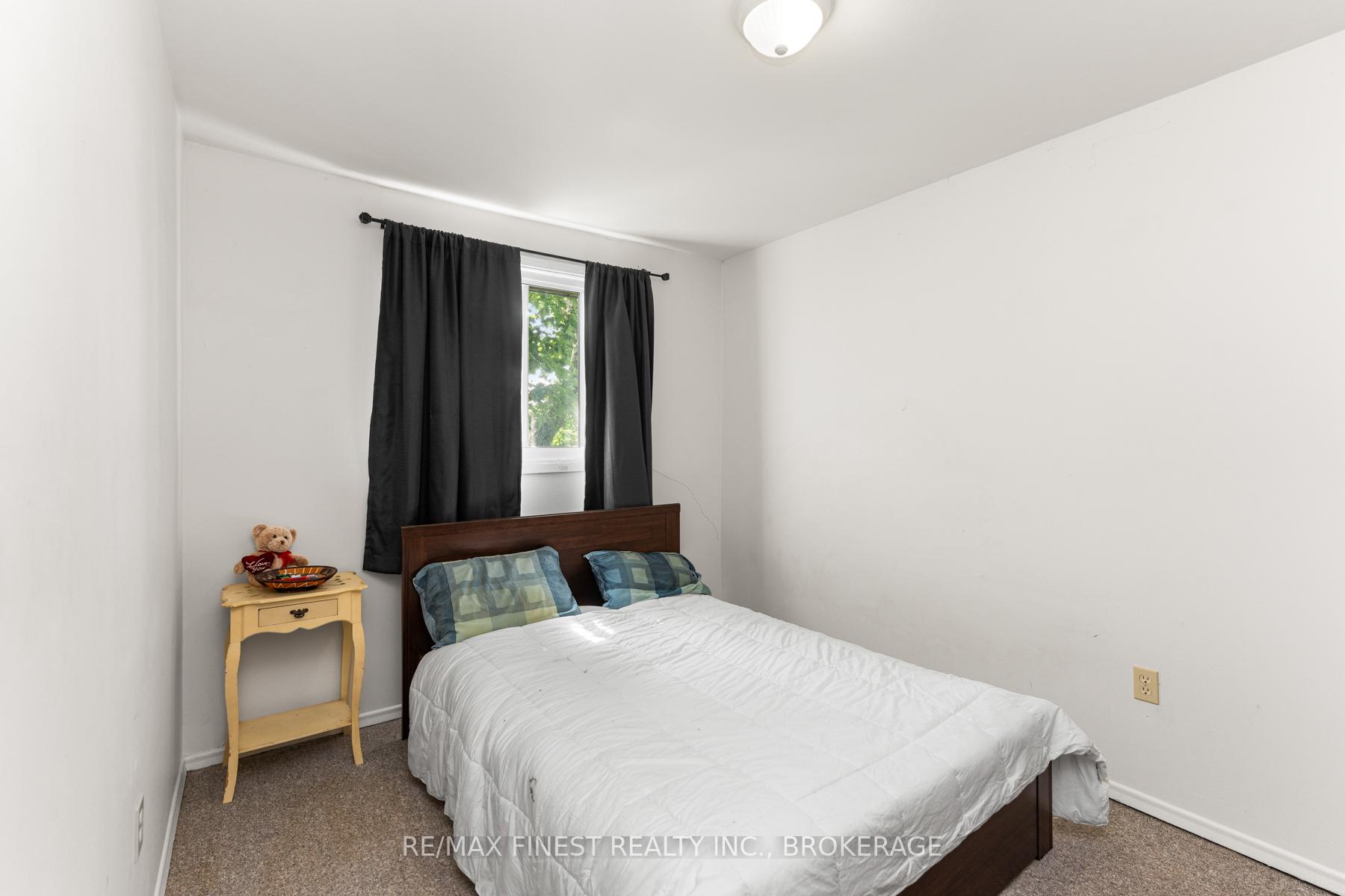 Photo 16 of 766 Ashwood Drive, Kingston — HOMEH