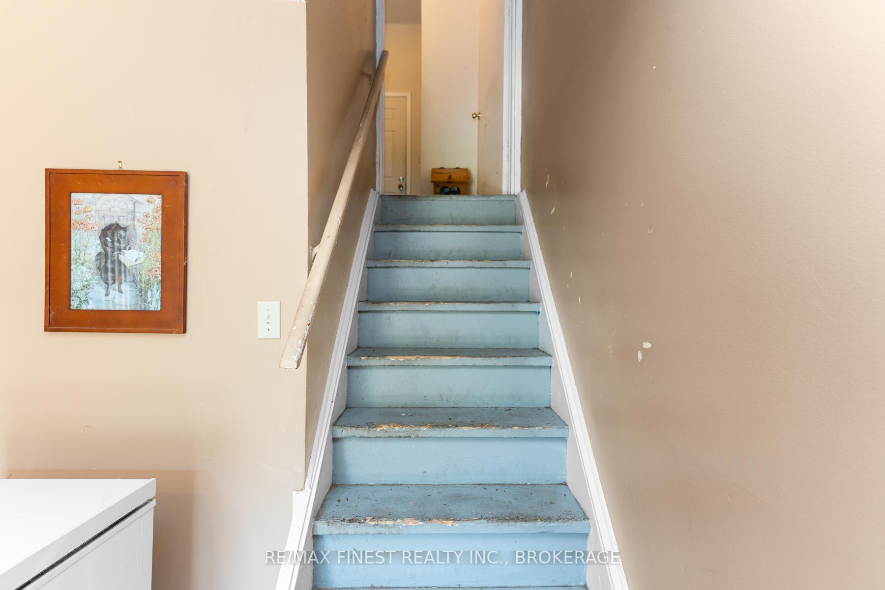 Photo 32 of 766 Ashwood Drive, Kingston — HOMEH