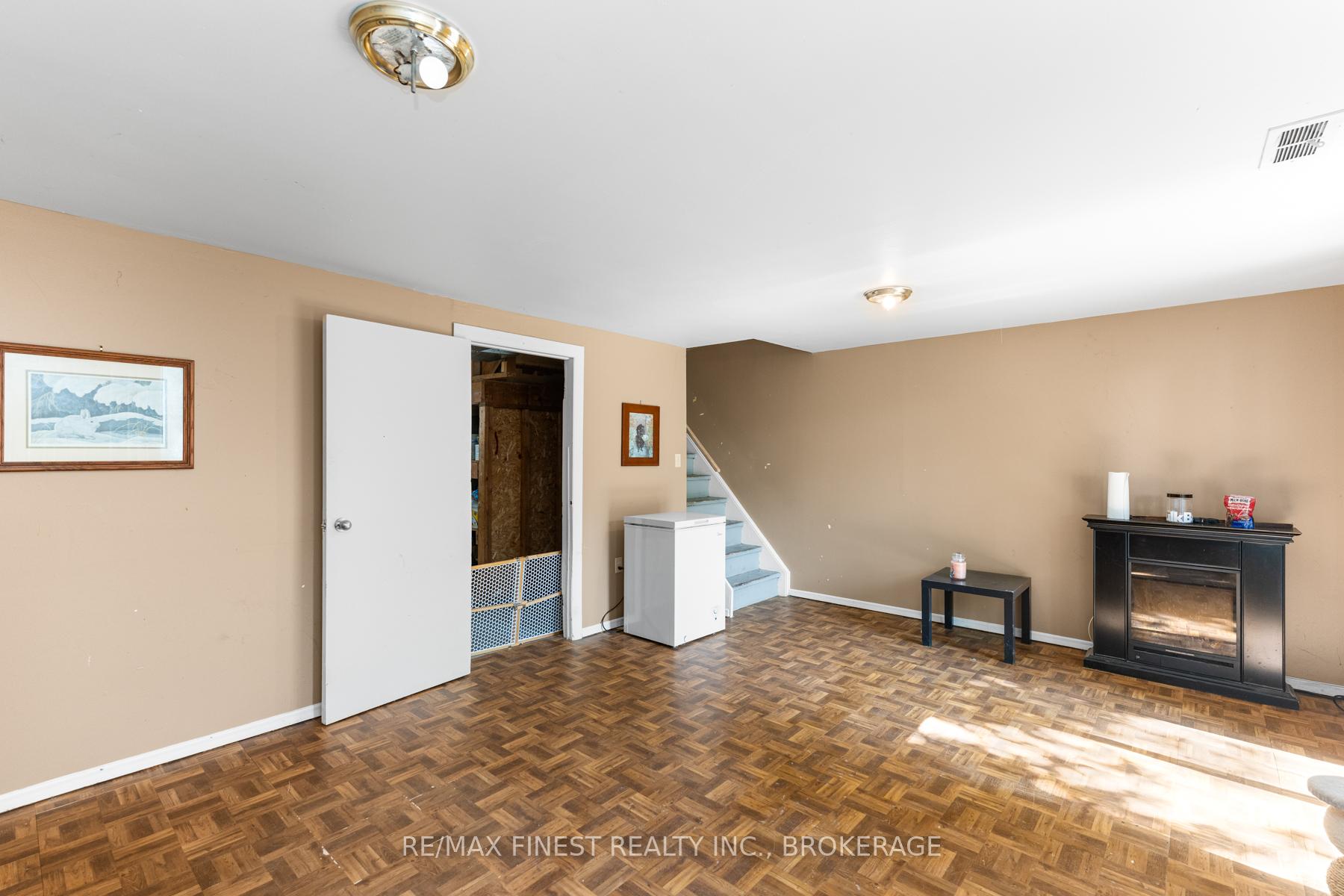 Photo 29 of 766 Ashwood Drive, Kingston — HOMEH