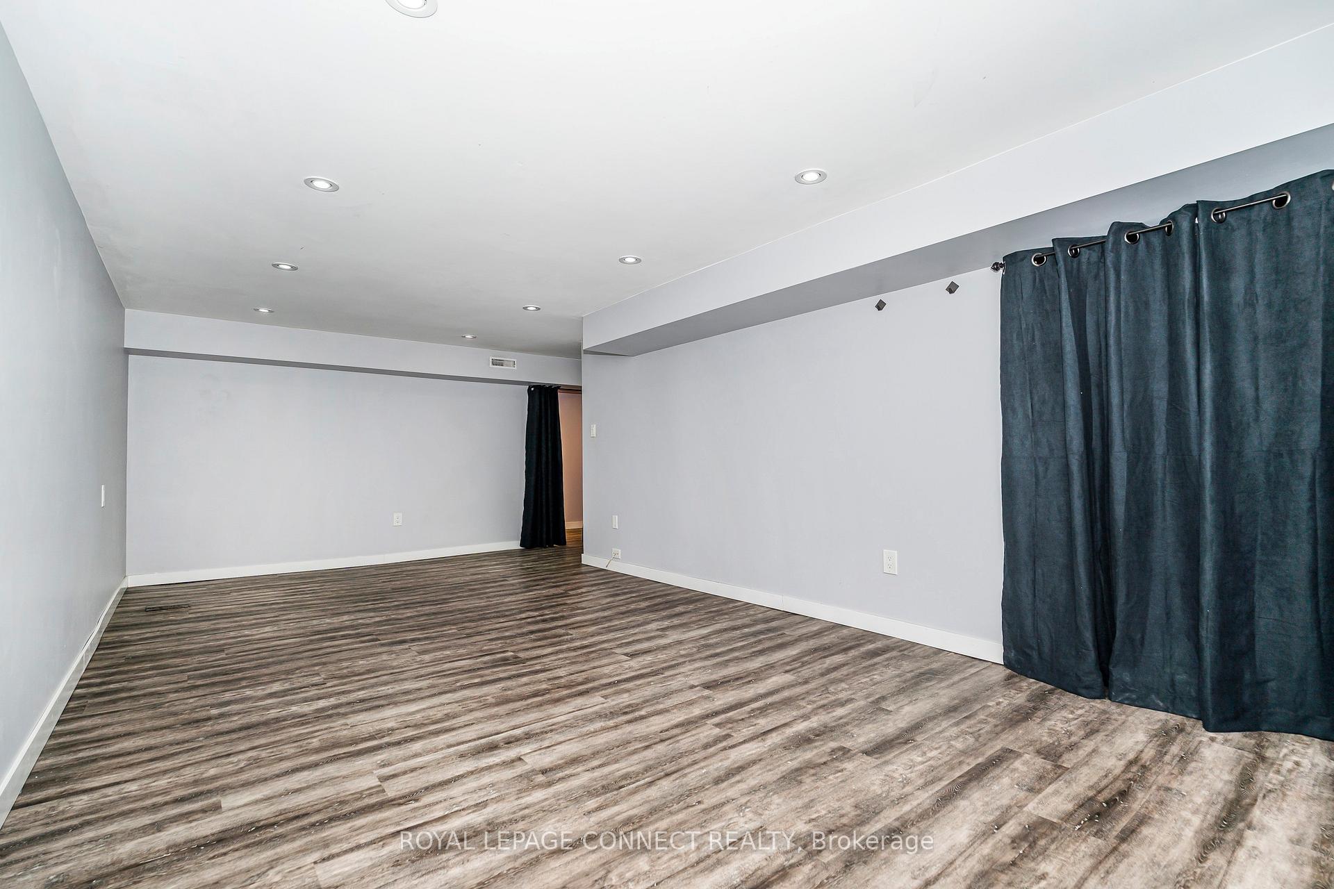 Photo 25 of Unit 35, 925 Bayly Street, Pickering, West Shore — HOMEH