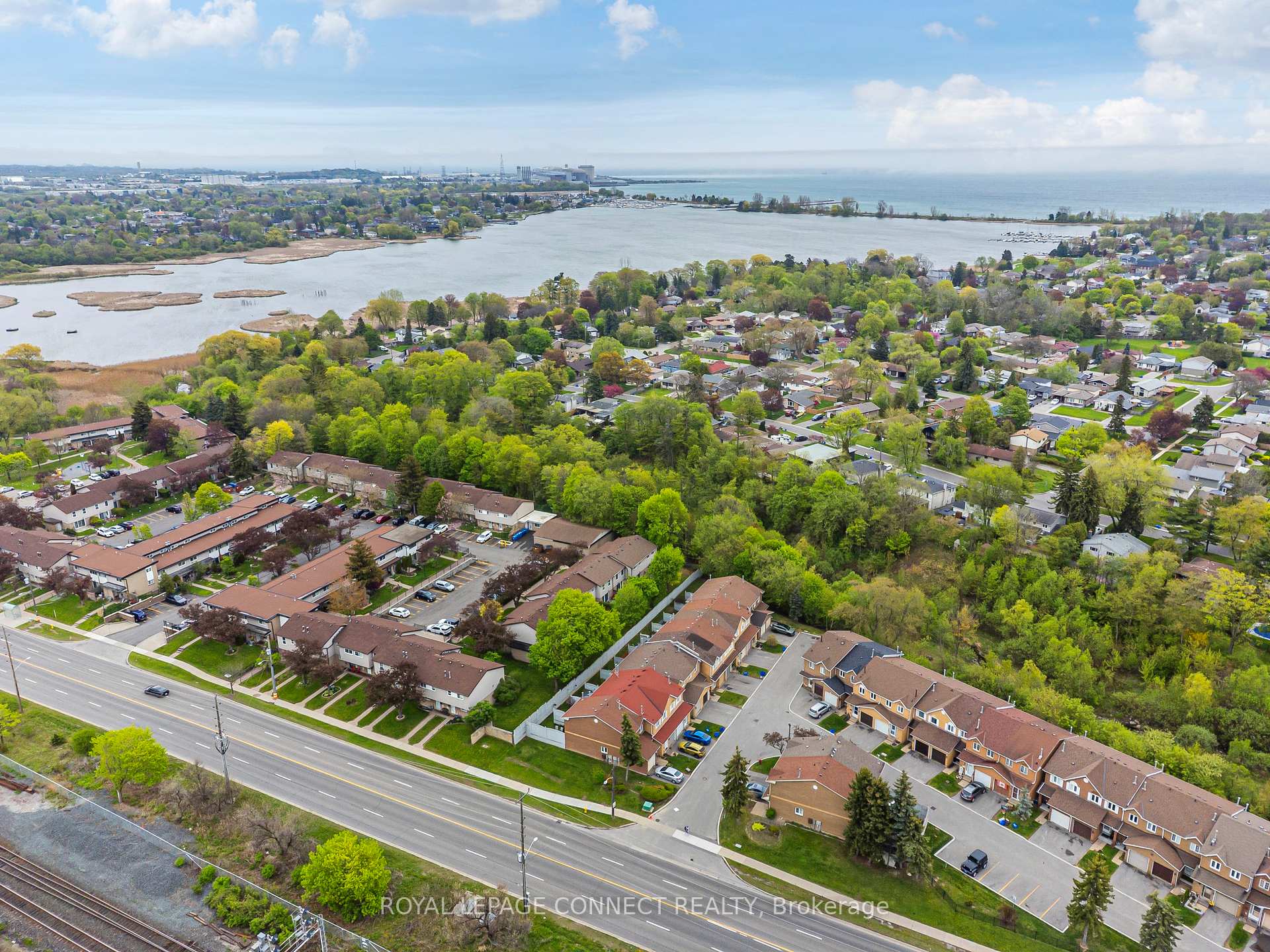 Photo 36 of Unit 35, 925 Bayly Street, Pickering, West Shore — HOMEH