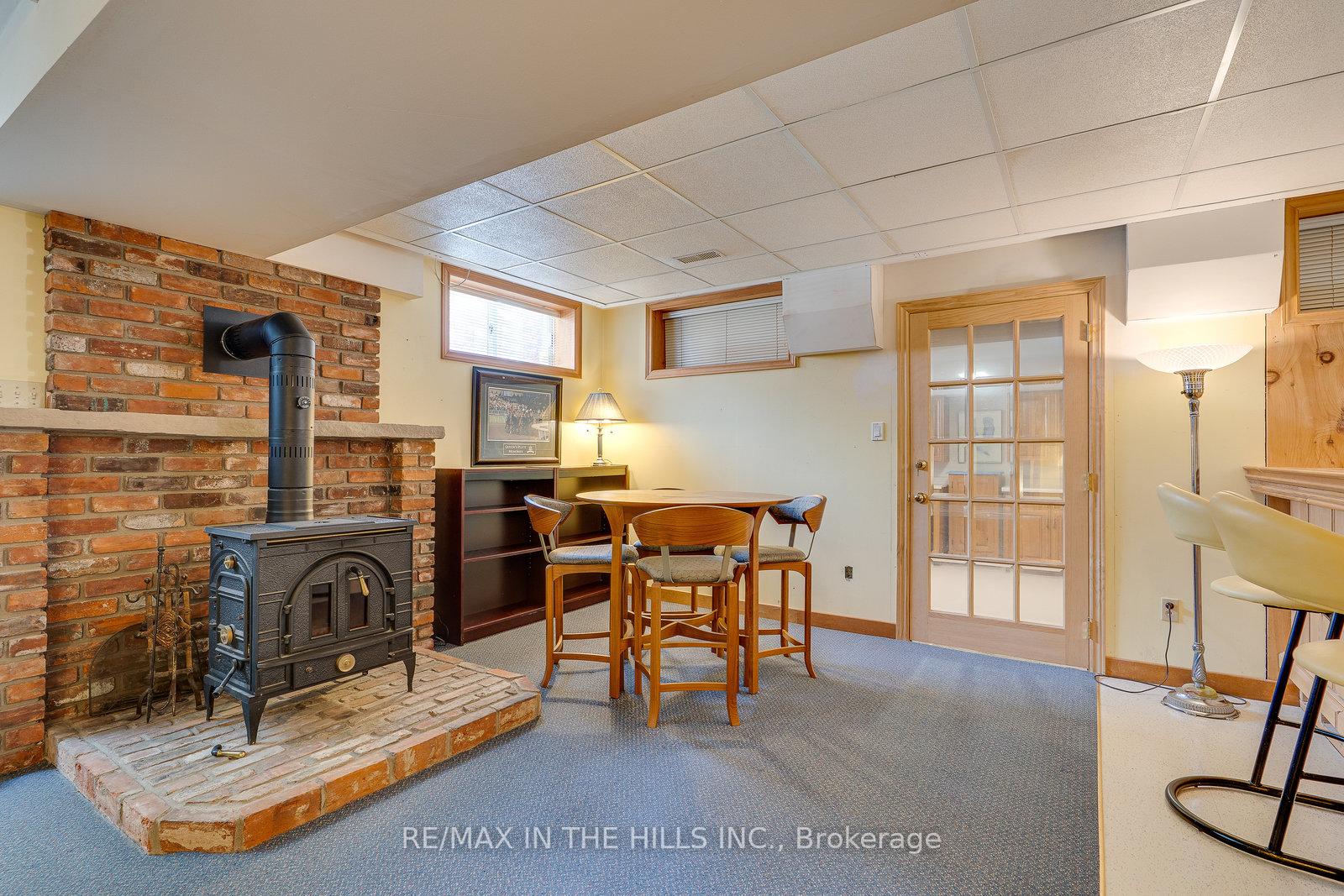 Photo 23 of 1 Berney Drive, Caledon, Caledon East — HOMEH