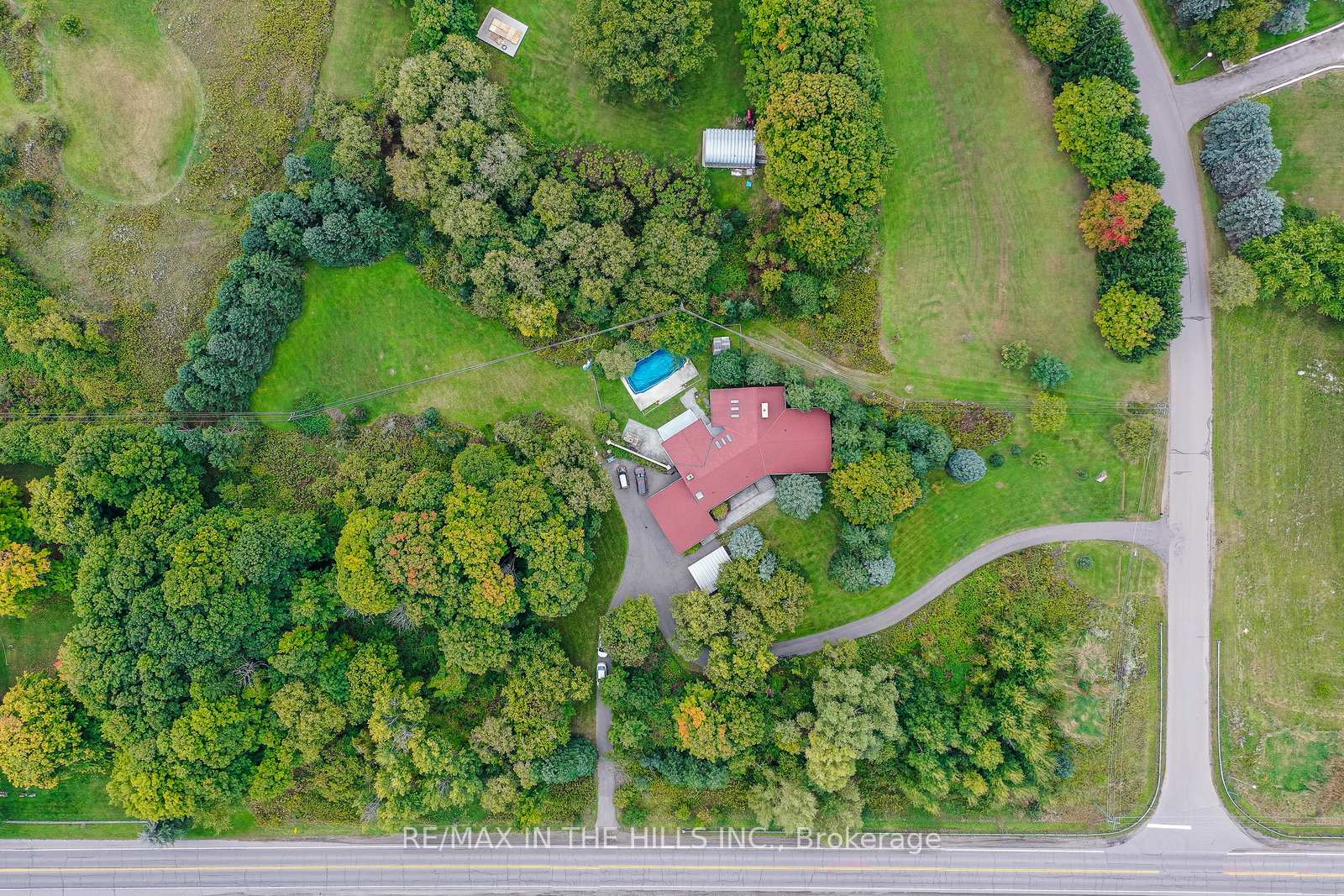 Photo 33 of 1 Berney Drive, Caledon, Caledon East — HOMEH