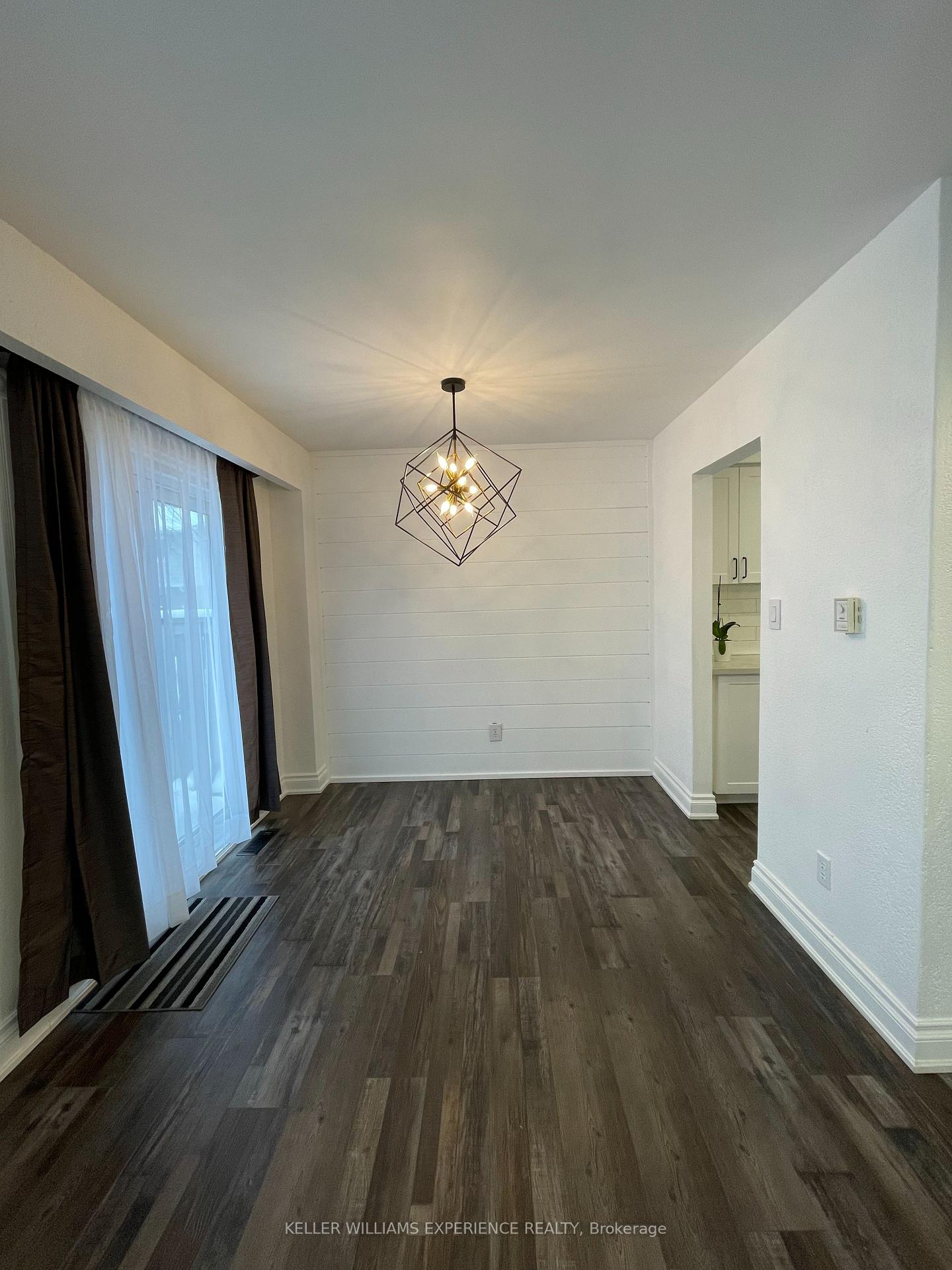 Photo 10 of Unit 28, 2 Bernick Drive, Barrie, 400 North — HOMEH