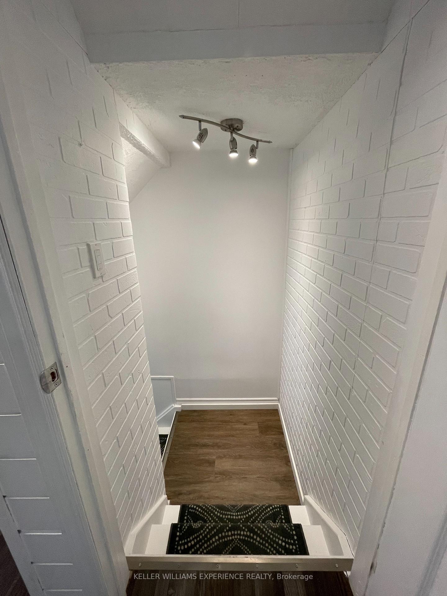 Photo 18 of Unit 28, 2 Bernick Drive, Barrie, 400 North — HOMEH