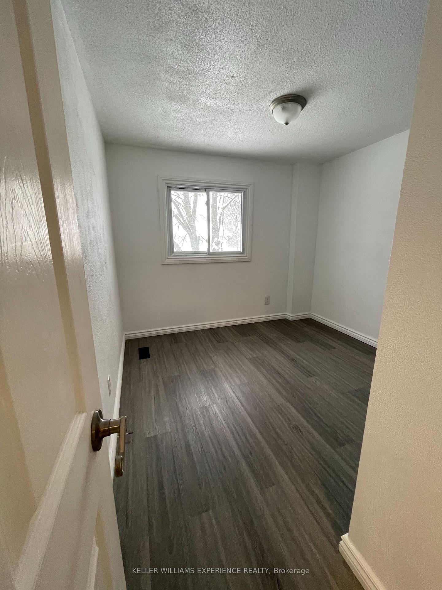 Photo 28 of Unit 28, 2 Bernick Drive, Barrie, 400 North — HOMEH