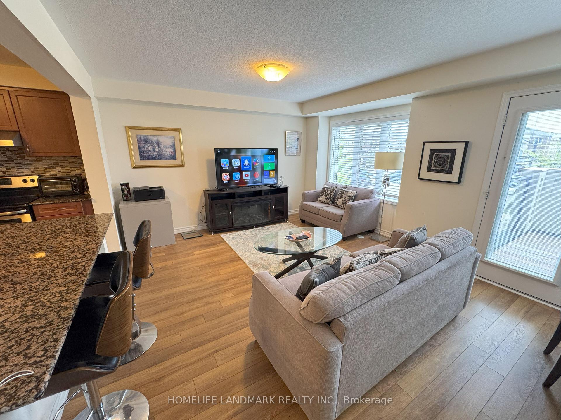 Photo 27 of 907 Apple Hill Lane, Kitchener — HOMEH