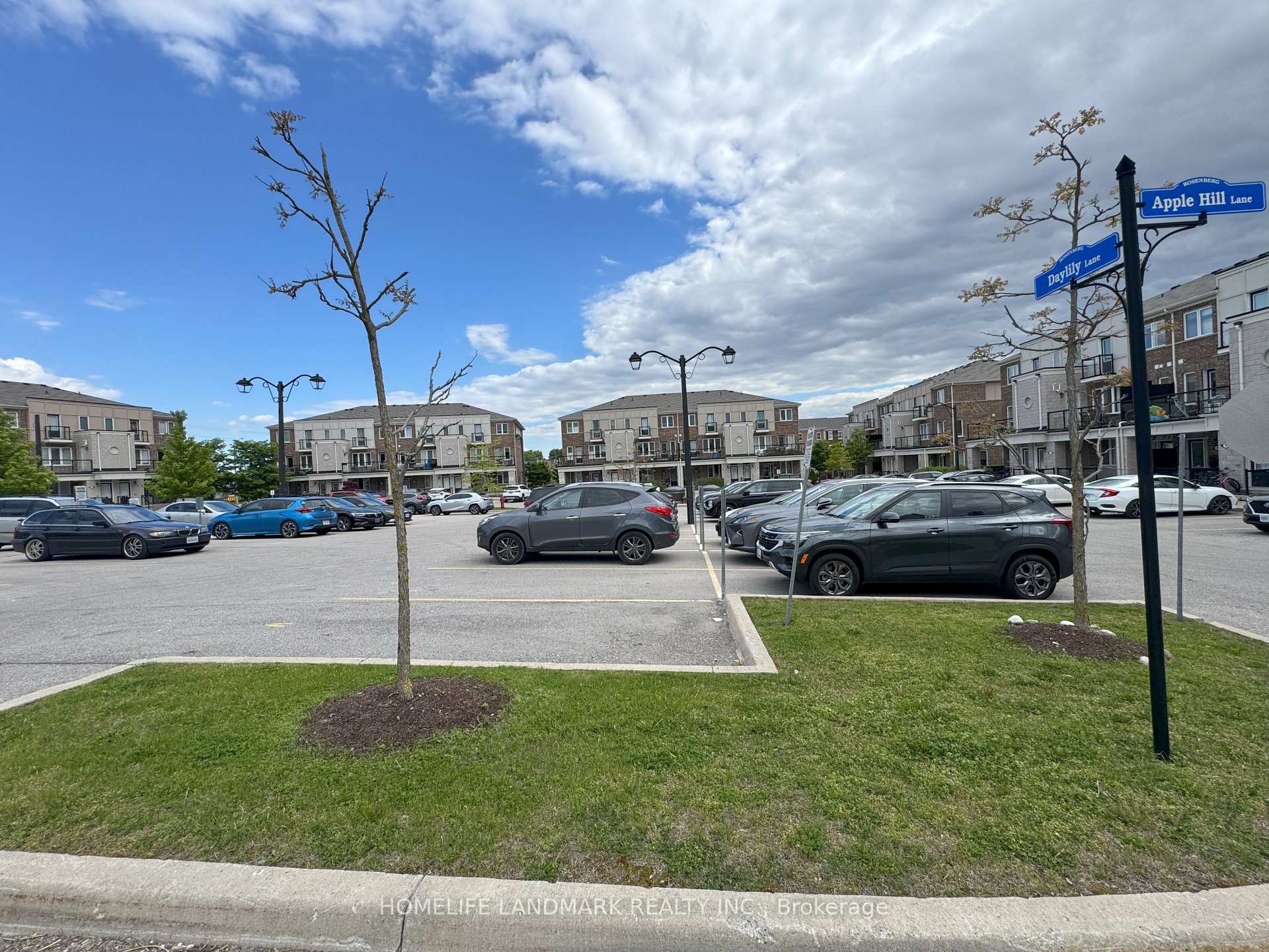 Photo 25 of 907 Apple Hill Lane, Kitchener — HOMEH
