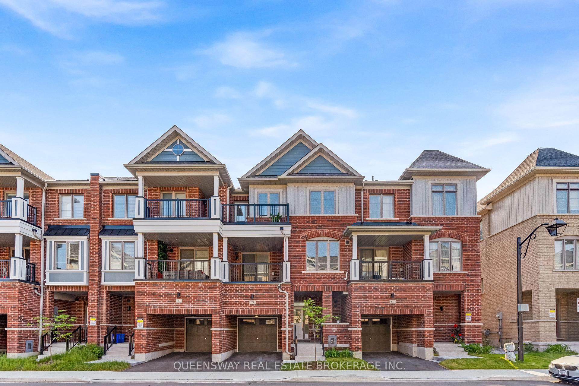 Photo 1 of 71 Waterside Way, Whitby, Port Whitby — HOMEH