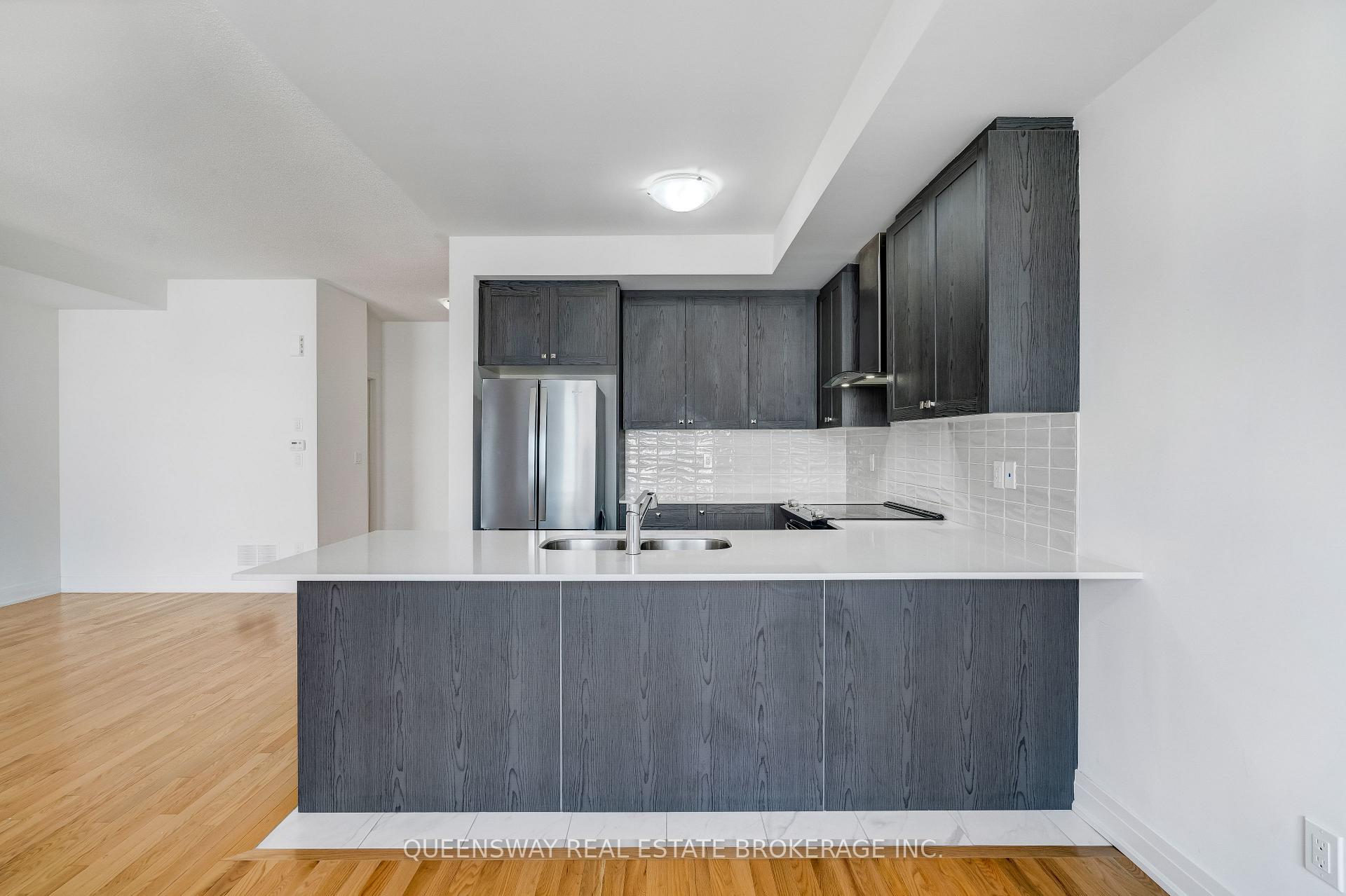 Photo 13 of 71 Waterside Way, Whitby, Port Whitby — HOMEH