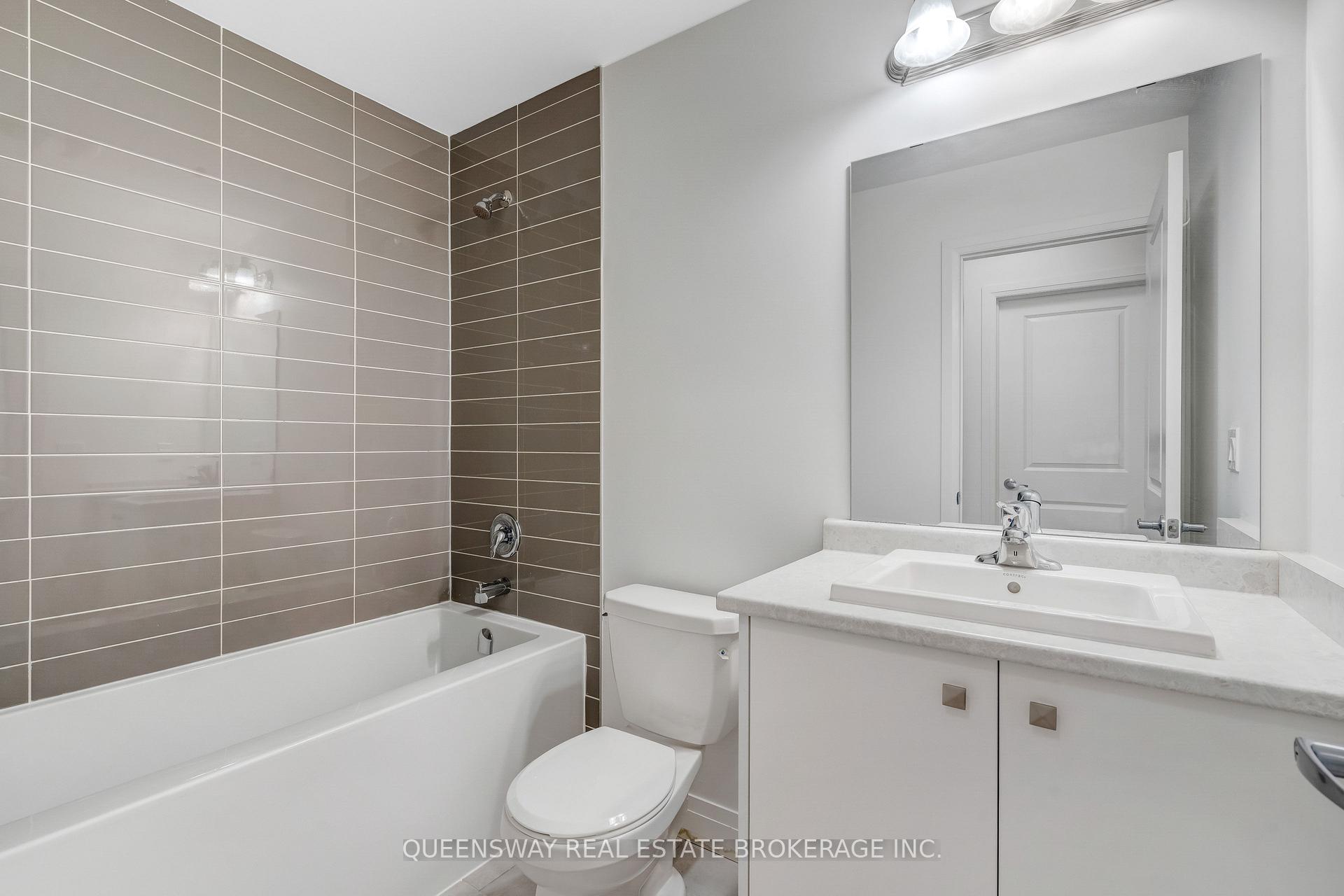 Photo 19 of 71 Waterside Way, Whitby, Port Whitby — HOMEH