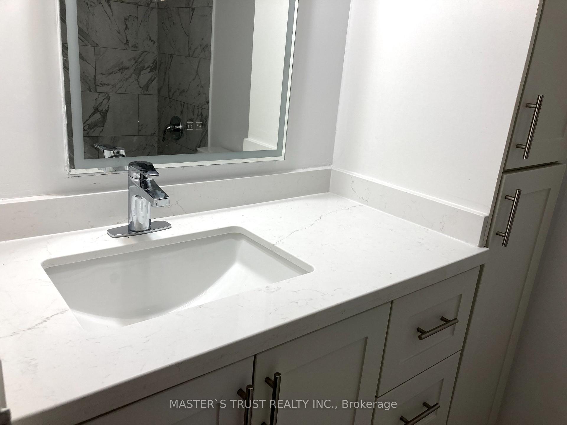 Photo 2 of Unit 1106, 330 Dixon Road, Etobicoke, Kingsview Village-The Westway — HOMEH