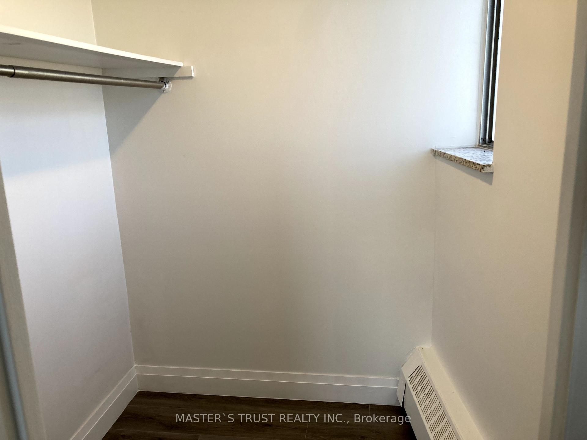 Photo 8 of Unit 1106, 330 Dixon Road, Etobicoke, Kingsview Village-The Westway — HOMEH