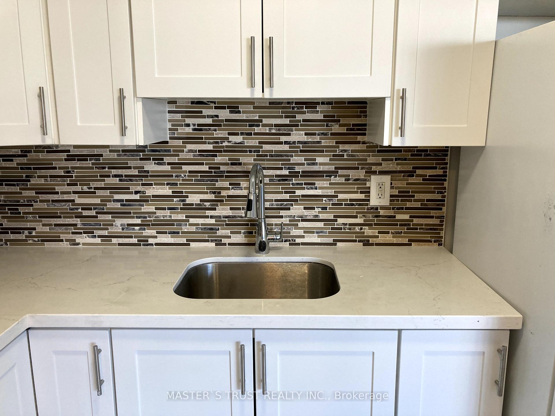 Photo 12 of Unit 1106, 330 Dixon Road, Etobicoke, Kingsview Village-The Westway — HOMEH