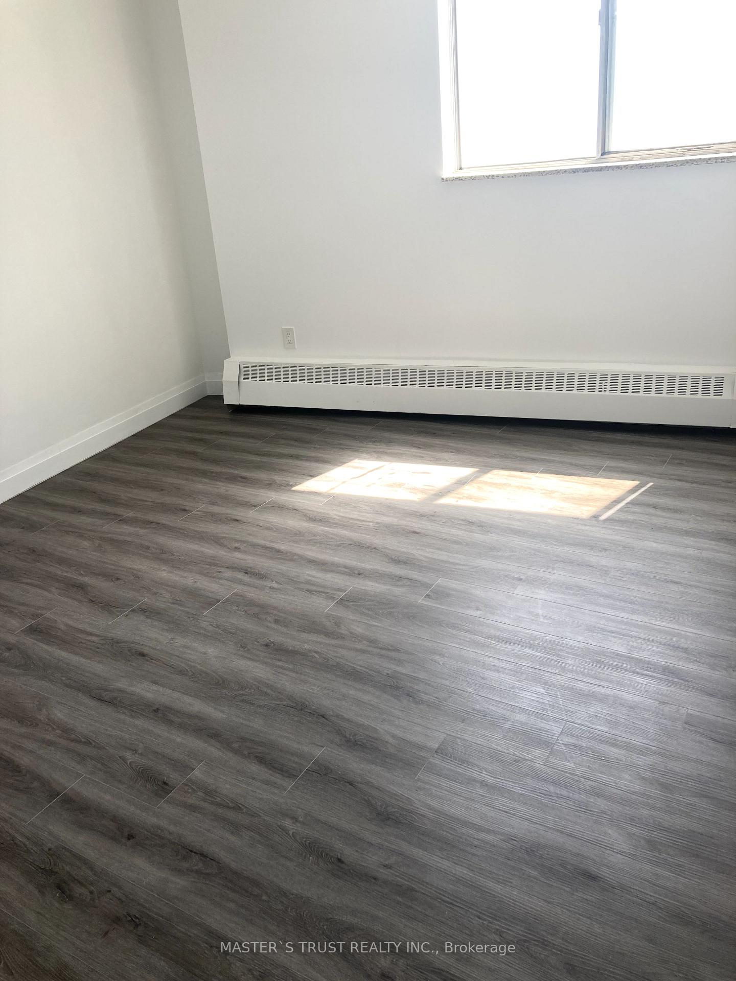 Photo 6 of Unit 1106, 330 Dixon Road, Etobicoke, Kingsview Village-The Westway — HOMEH