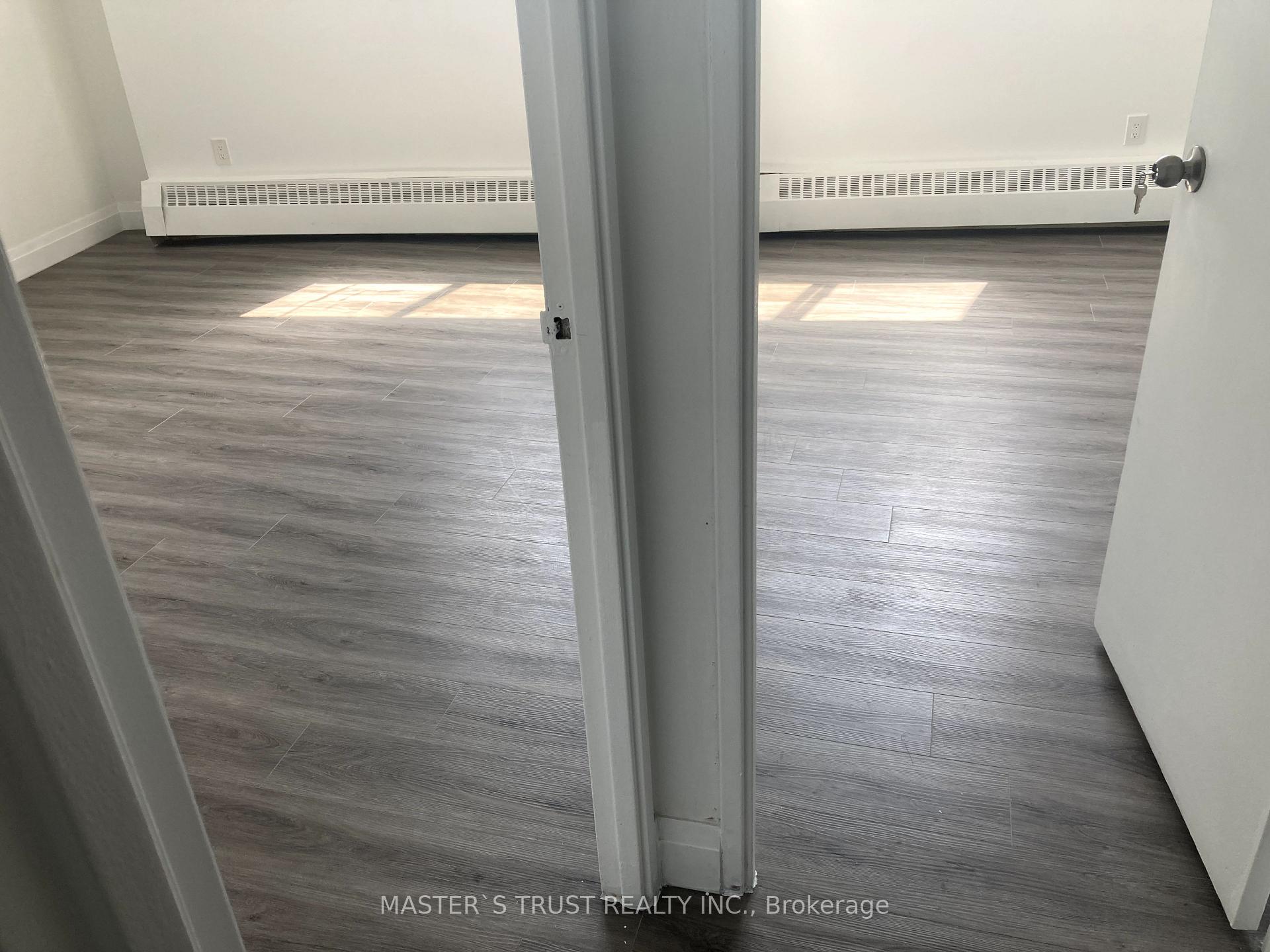Photo 15 of Unit 1106, 330 Dixon Road, Etobicoke, Kingsview Village-The Westway — HOMEH