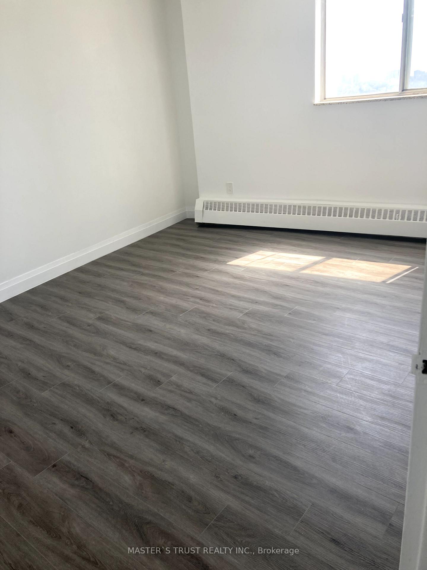 Photo 10 of Unit 1106, 330 Dixon Road, Etobicoke, Kingsview Village-The Westway — HOMEH