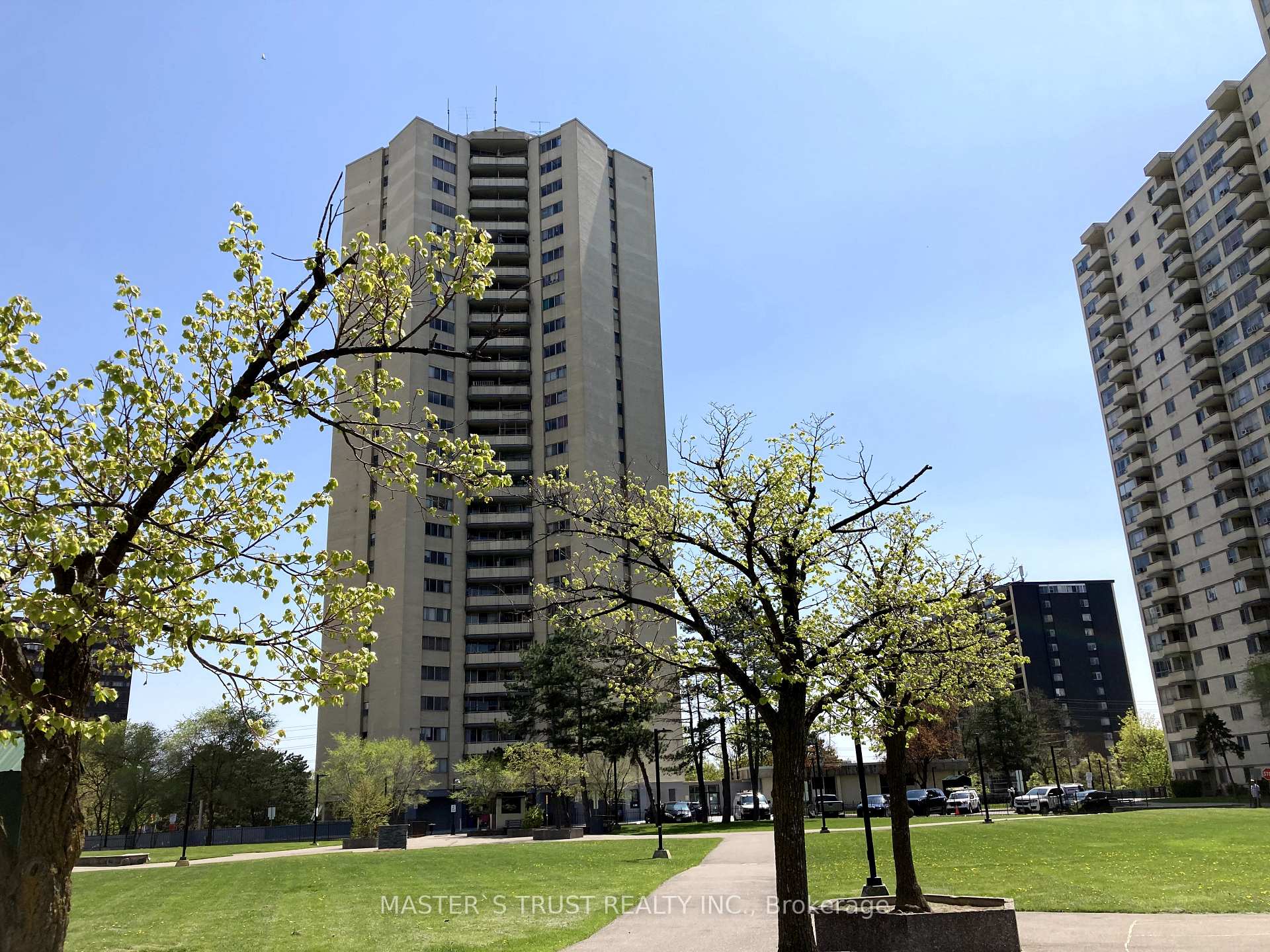Photo 19 of Unit 1106, 330 Dixon Road, Etobicoke, Kingsview Village-The Westway — HOMEH