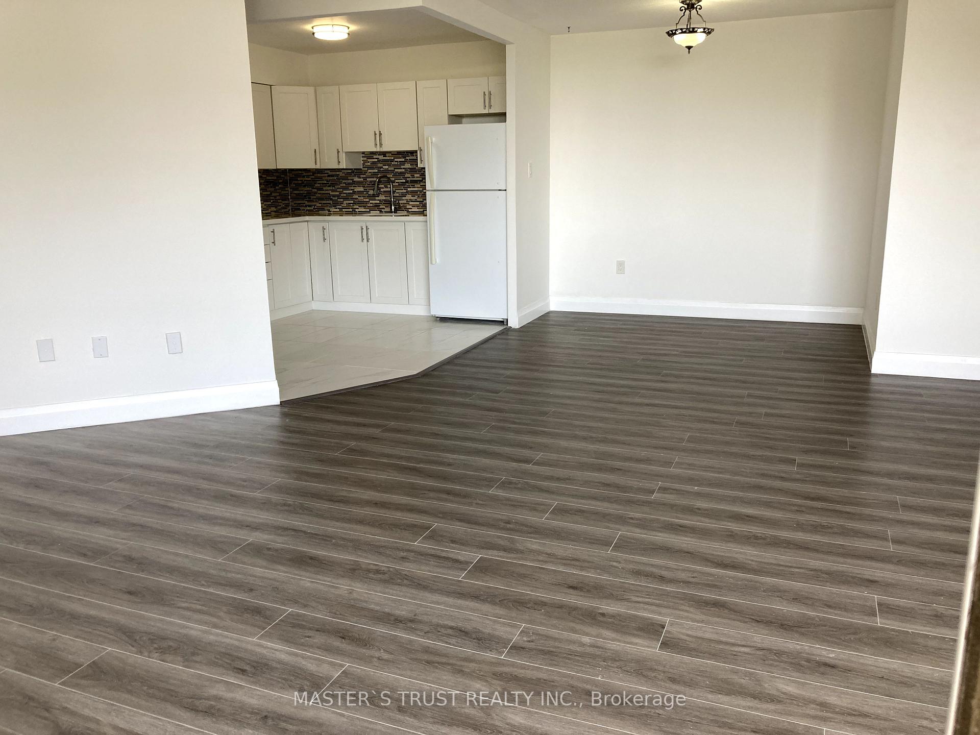 Photo 23 of Unit 1106, 330 Dixon Road, Etobicoke, Kingsview Village-The Westway — HOMEH